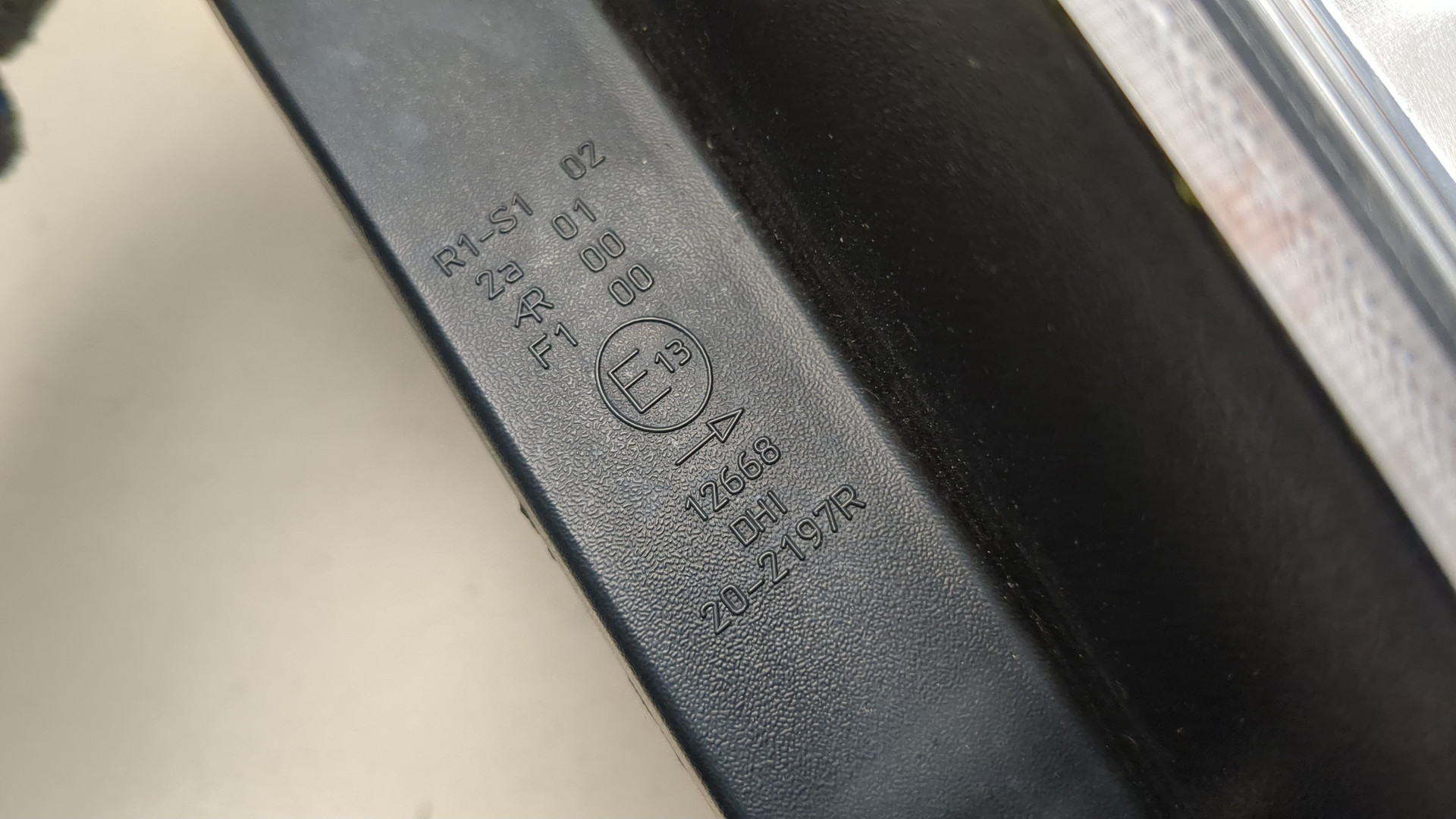 Фонарь задний правый