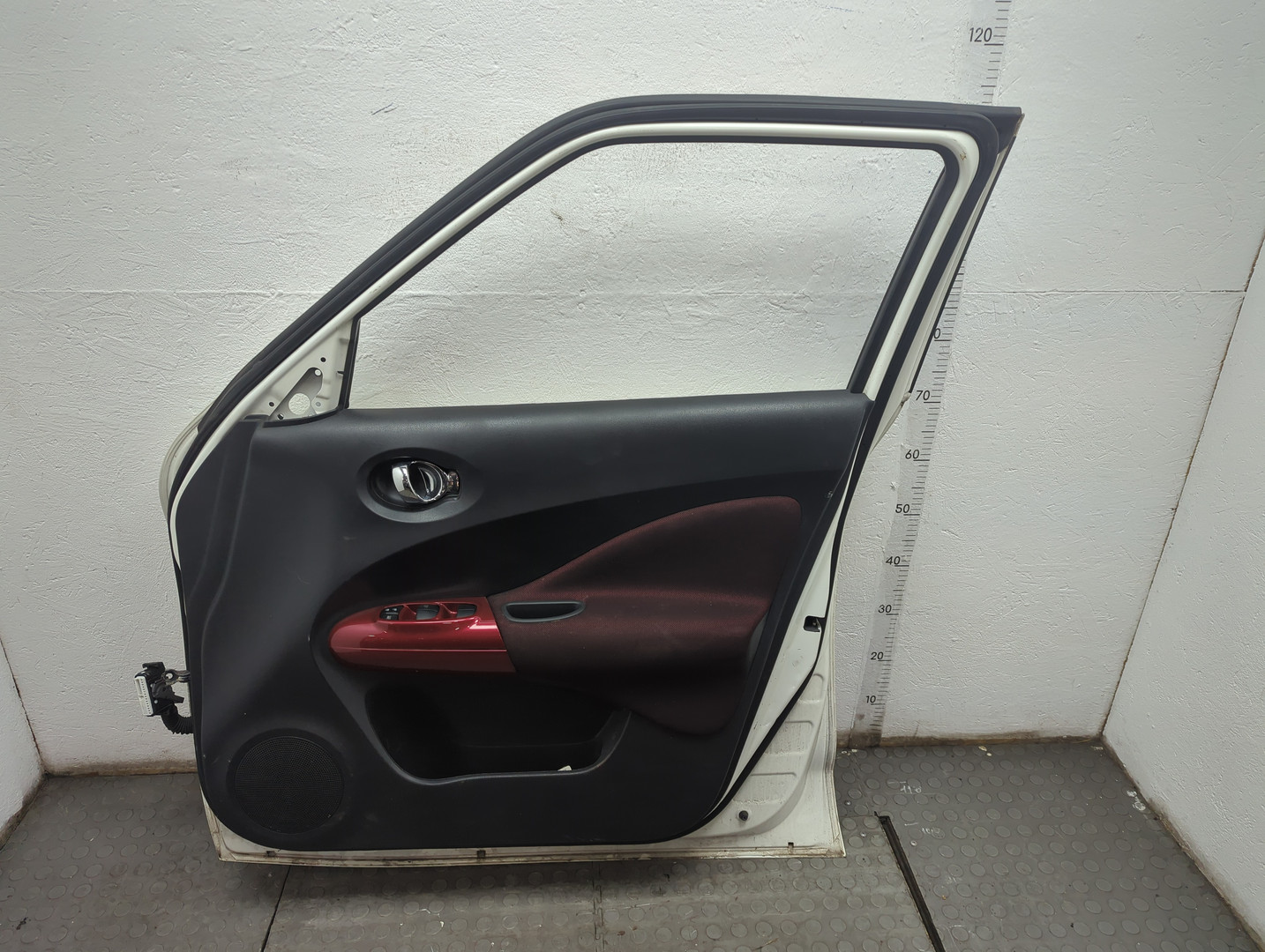 Дверь передняя правая