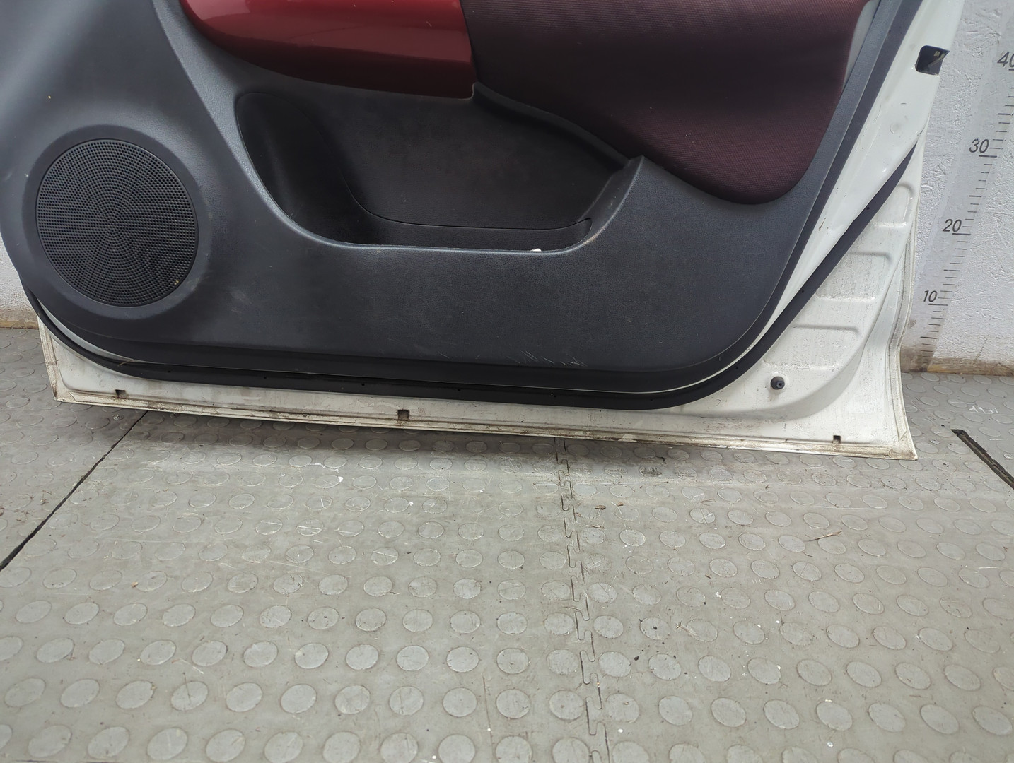 Дверь передняя правая