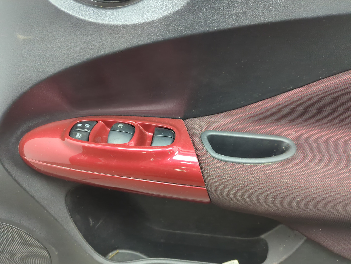 Дверь передняя правая