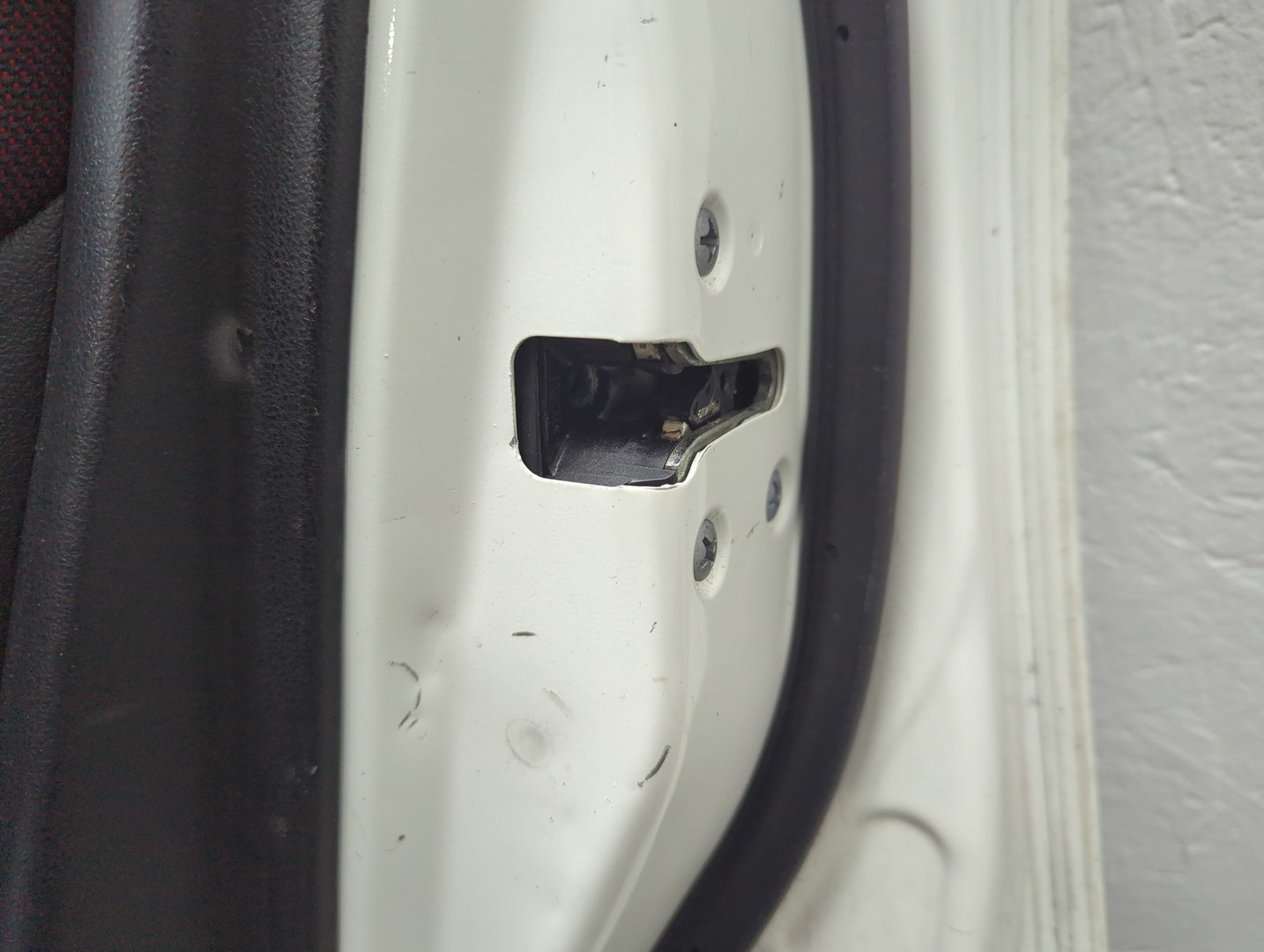 Дверь передняя правая