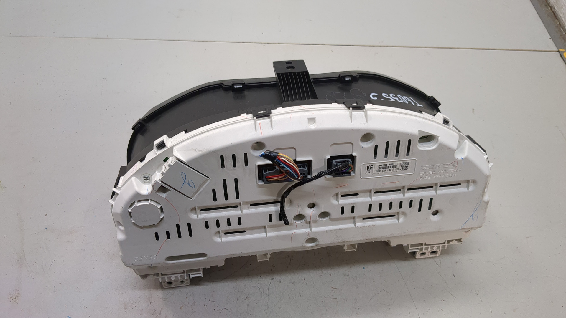 Панель приборов