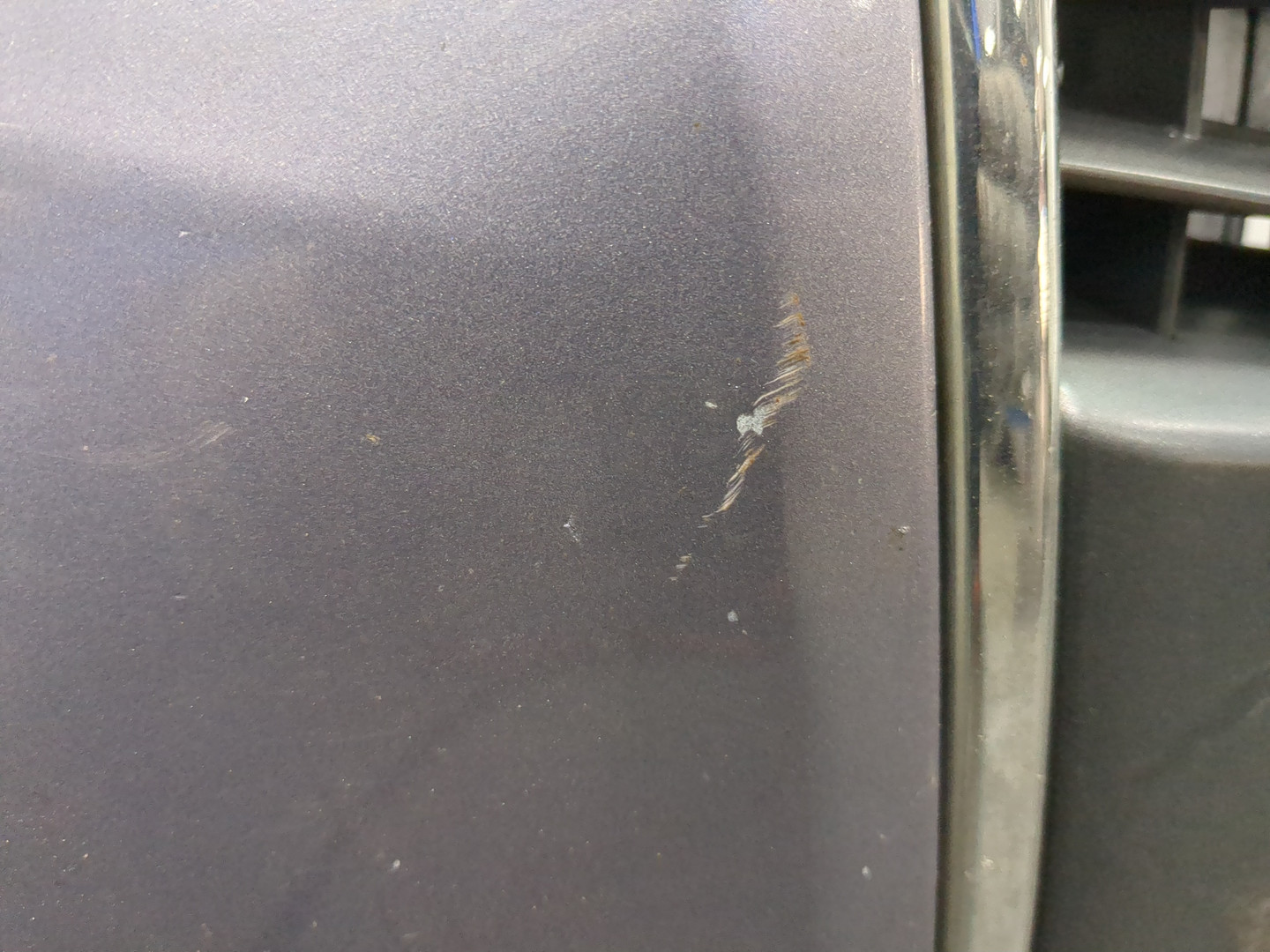 Бампер передний