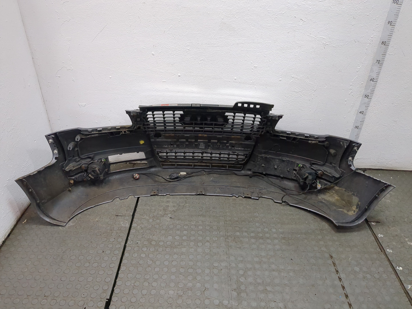 Бампер передний