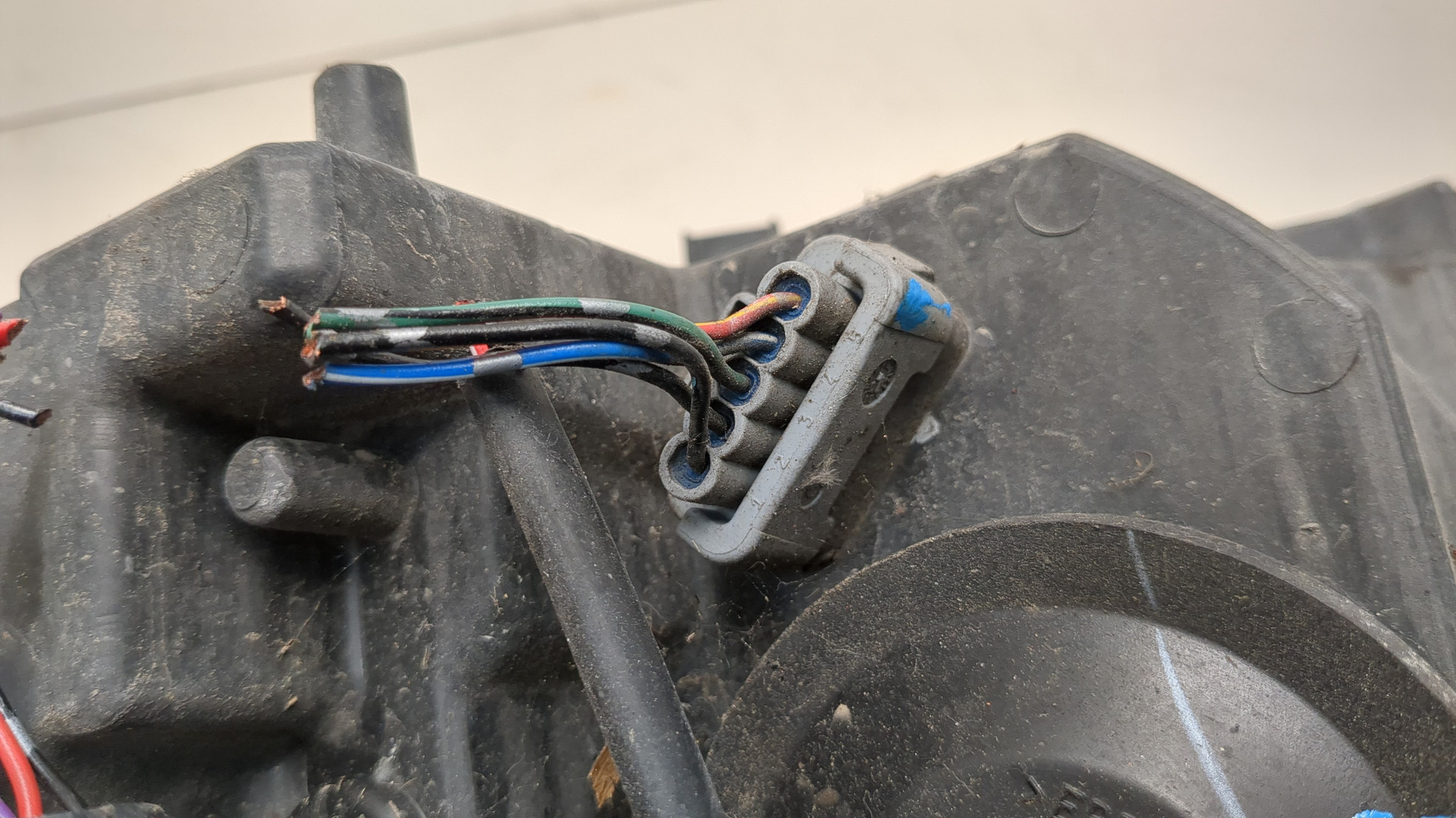 Фара правая