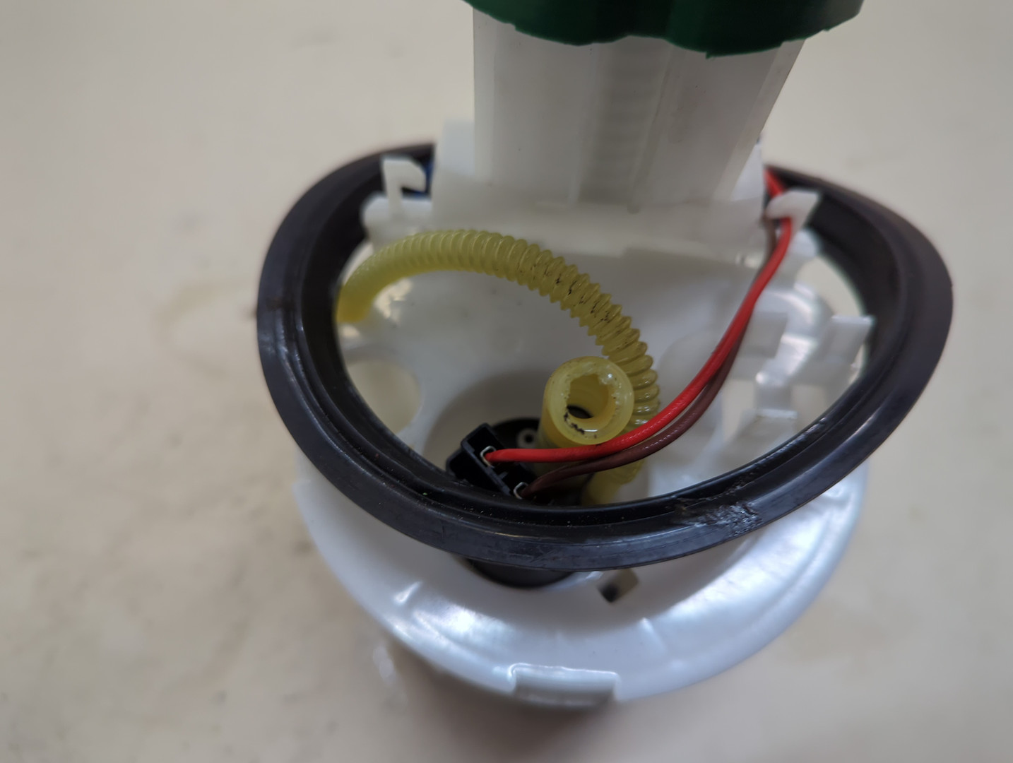 Насос топливный электрический