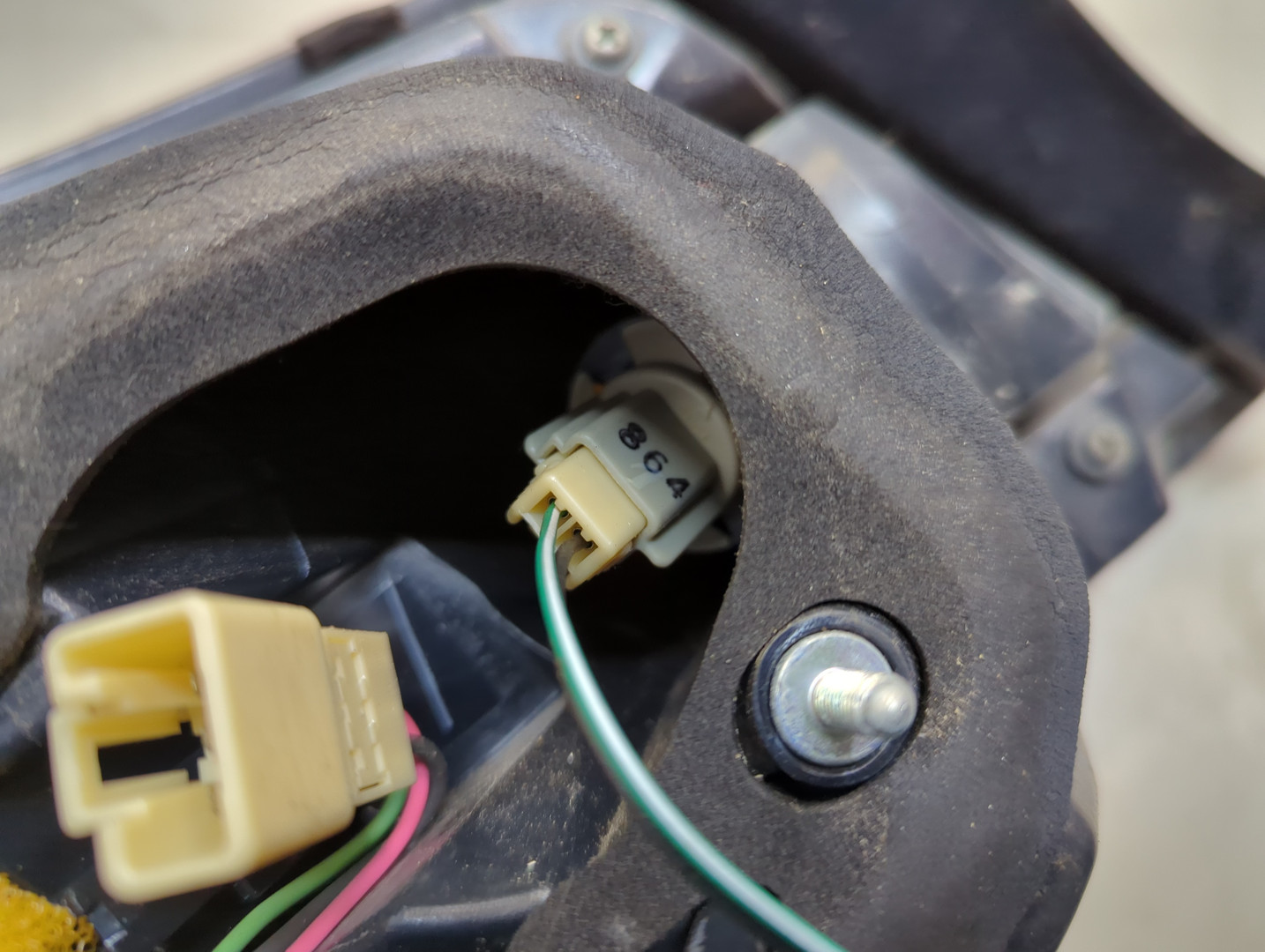 Фонарь задний правый