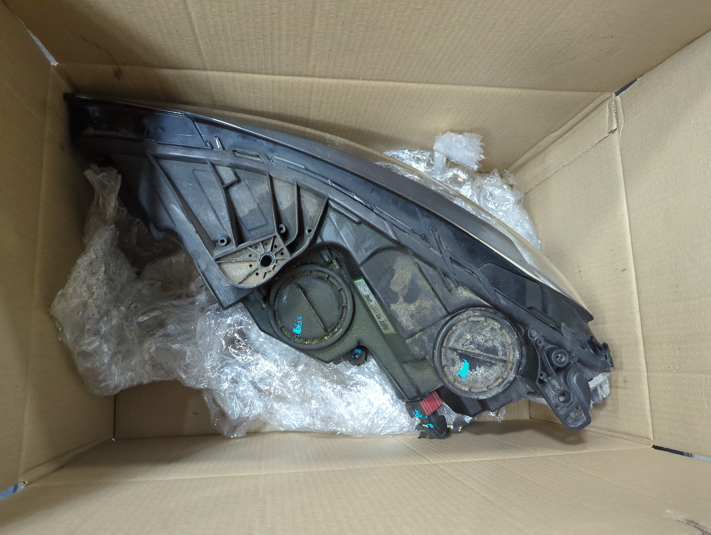 Фара правая