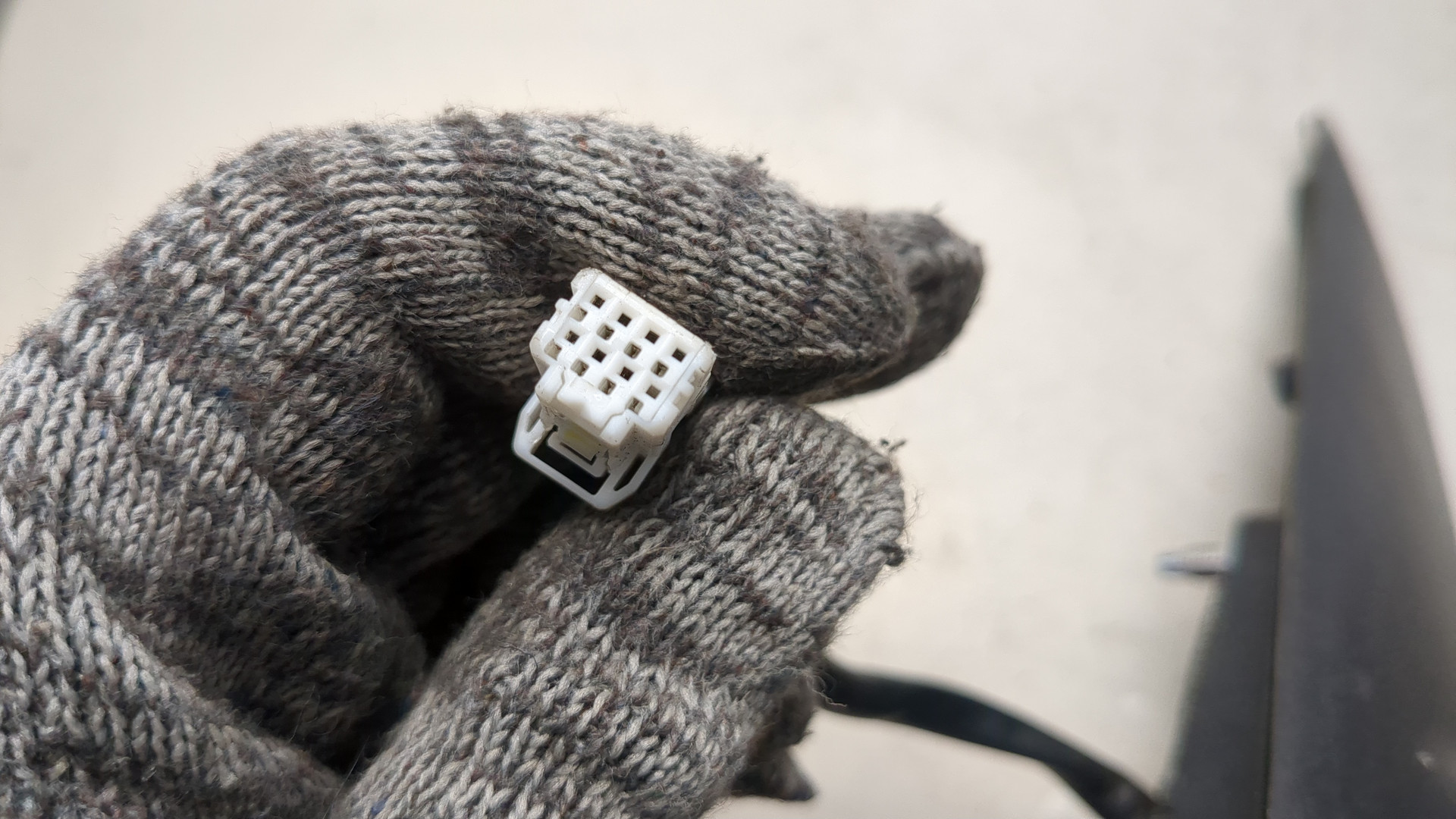 Зеркало левое электрическое