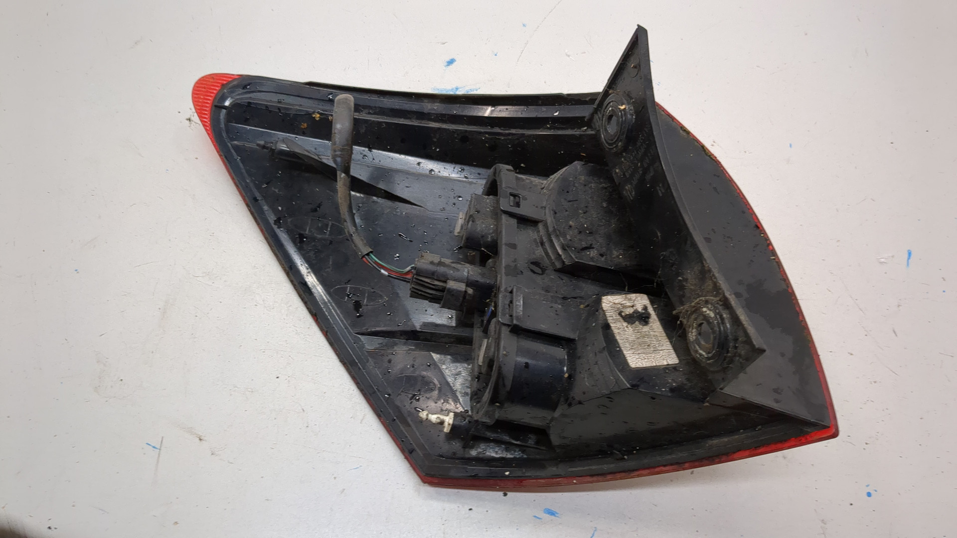 Фонарь задний правый