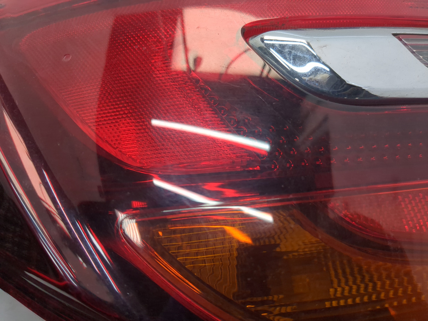 Фонарь задний левый