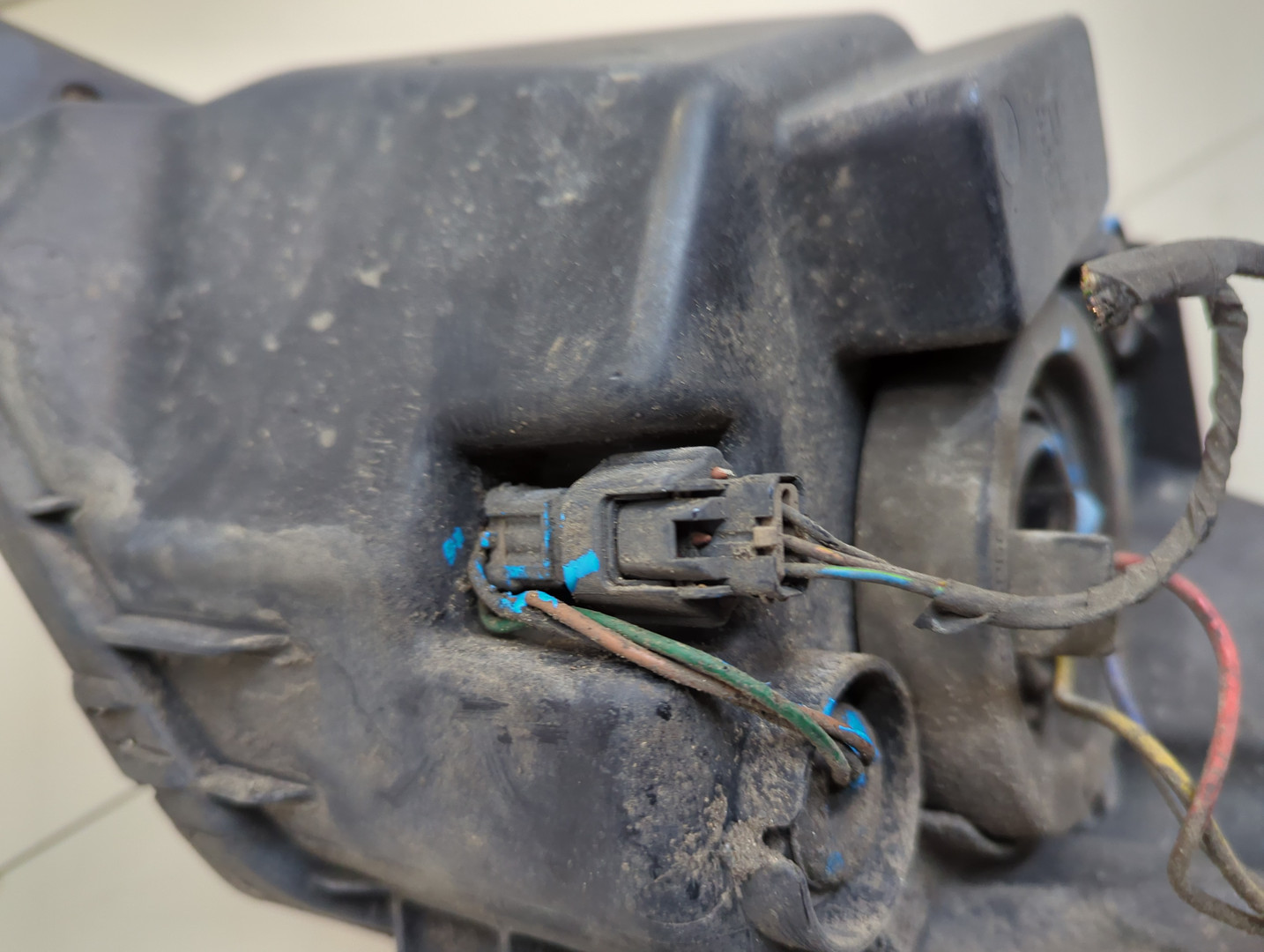 Фара правая