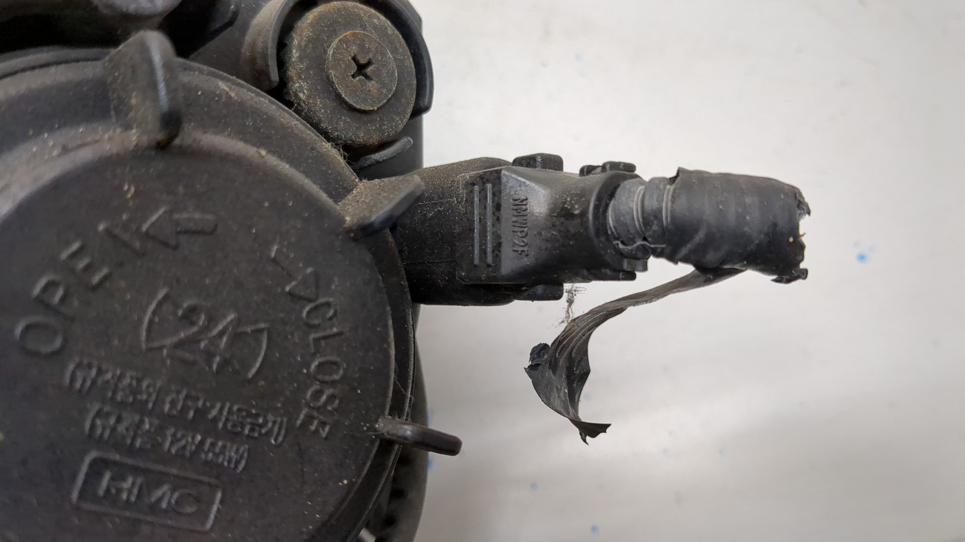 Фара противотуманная правая