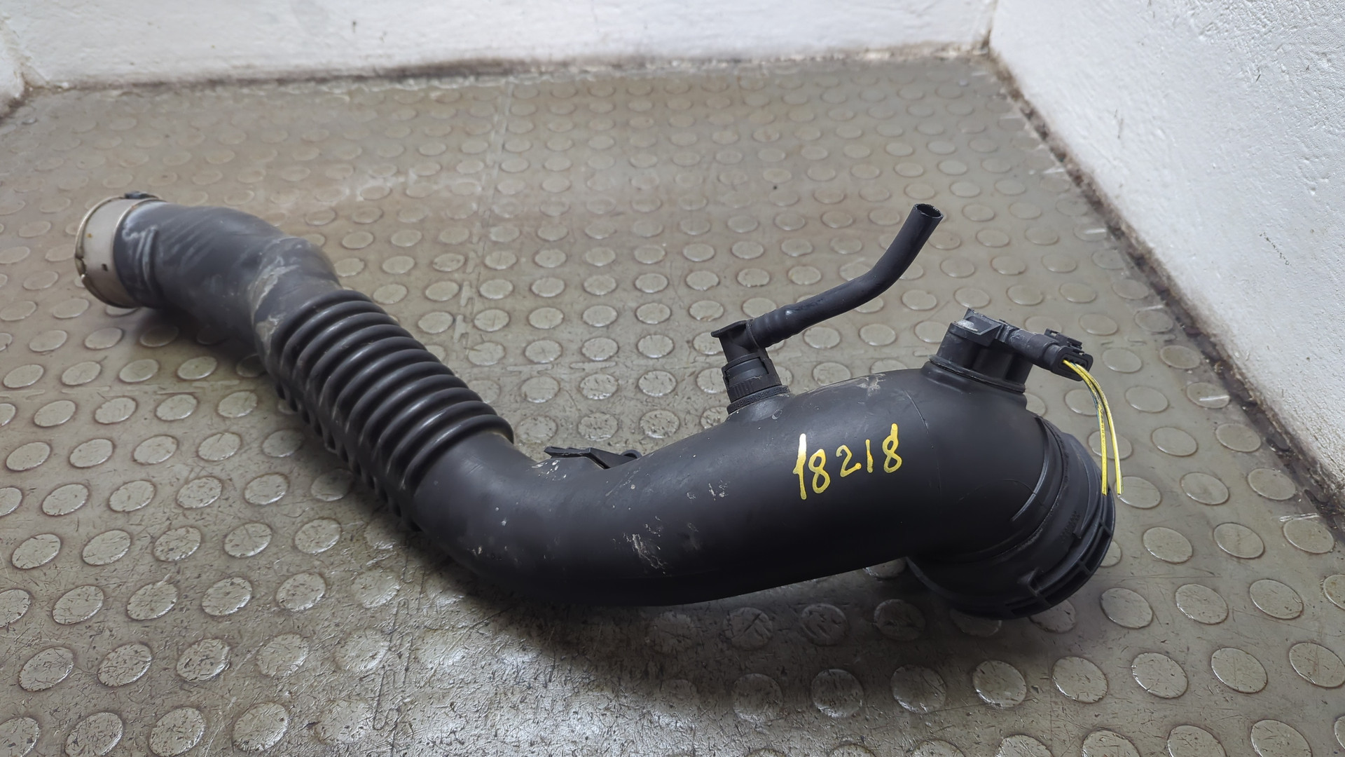 Патрубок интеркулера