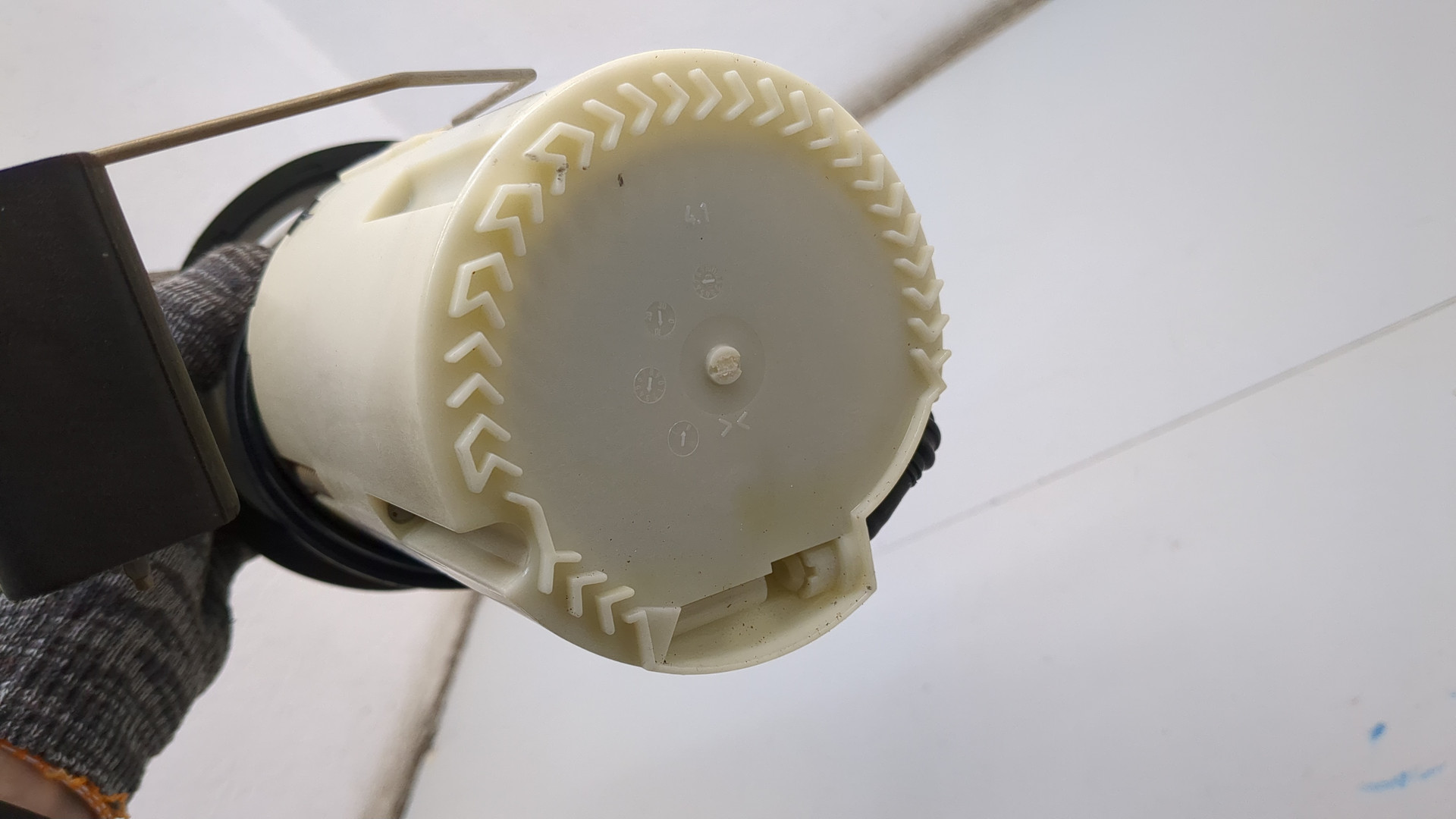 Насос топливный электрический