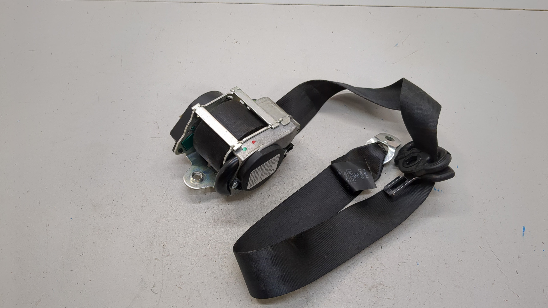 Ремень безопасности