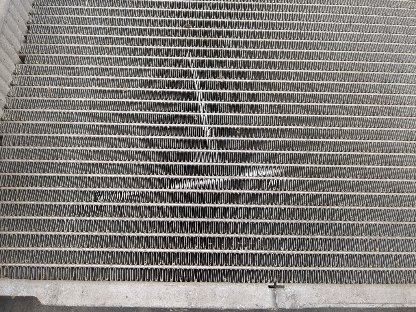 Радиатор охлаждения двигателя основной