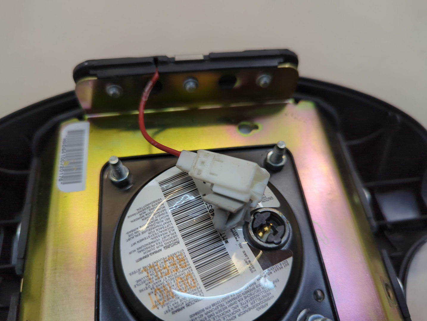 Подушка безопасности в рулевое колесо