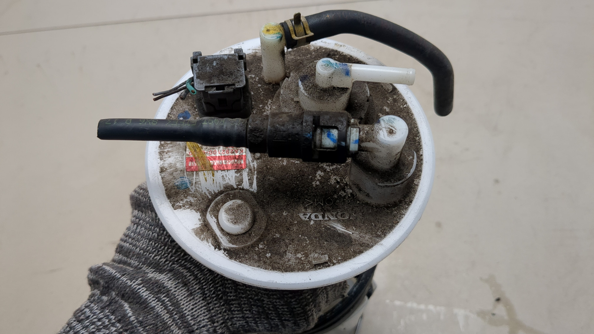 Насос топливный электрический