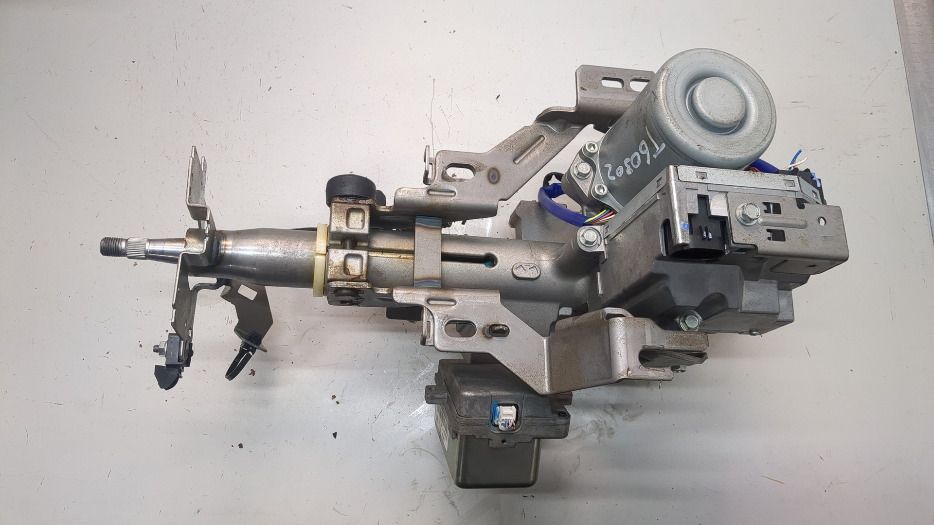 Серводвигатель рулевой рейки