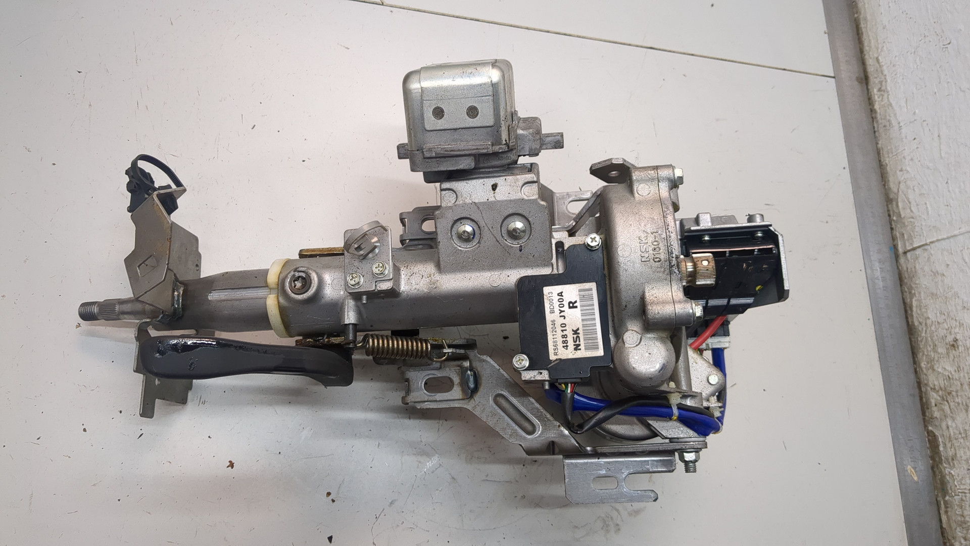 Серводвигатель рулевой рейки