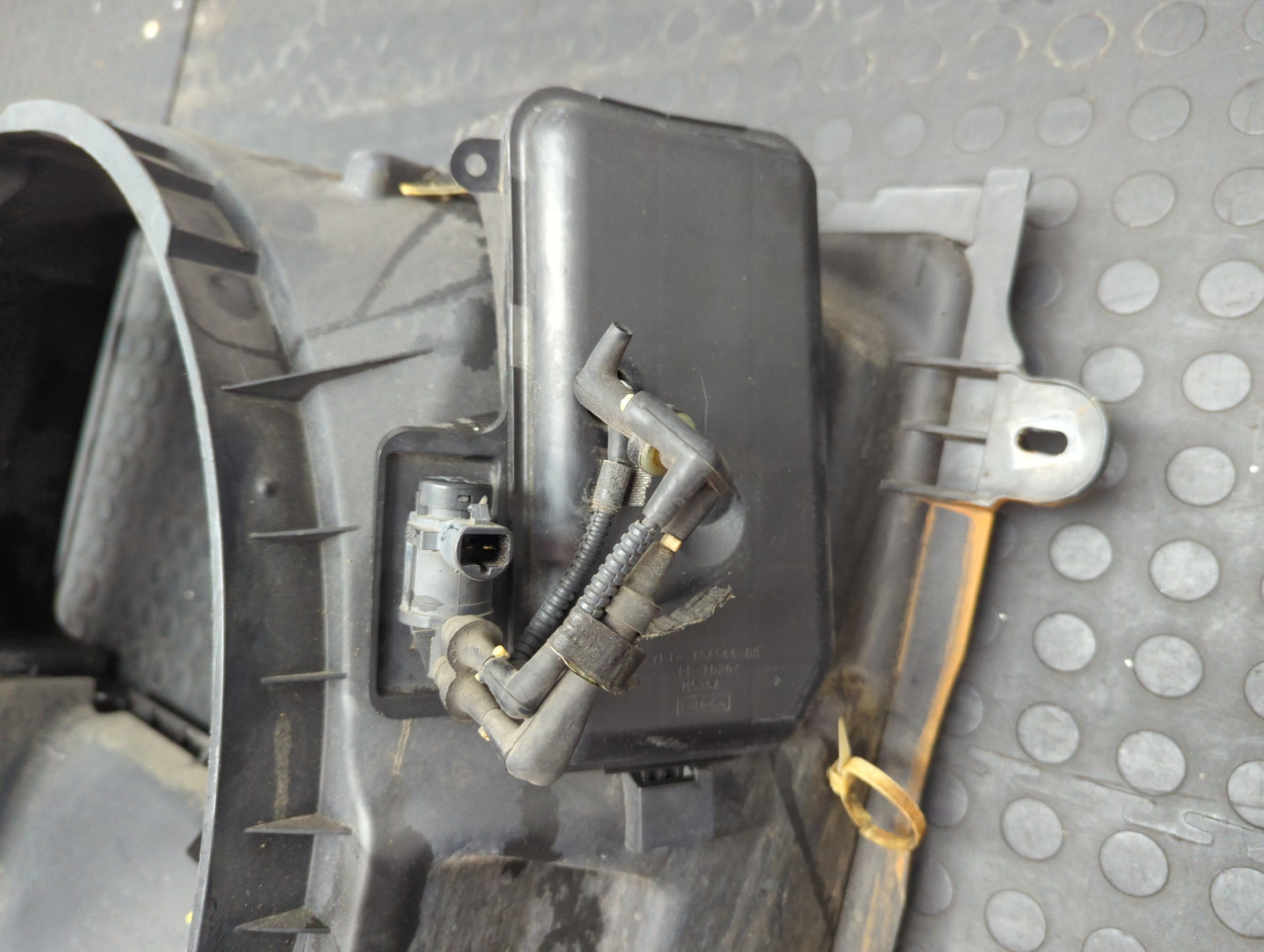 Диффузор вентилятора