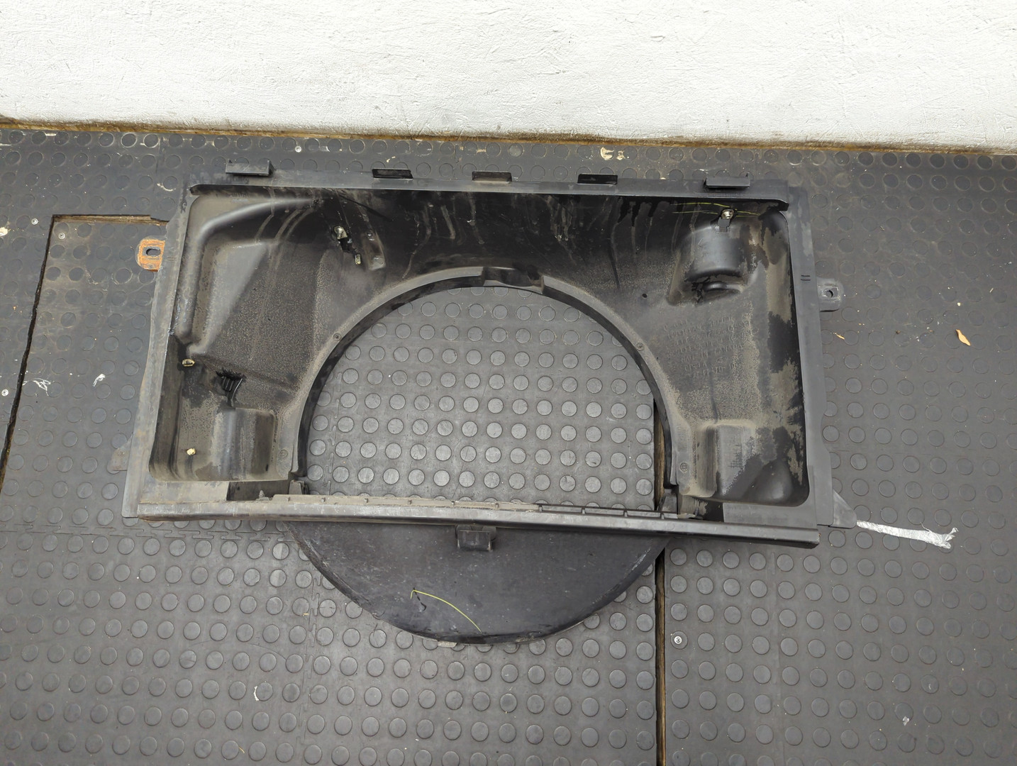 Диффузор вентилятора