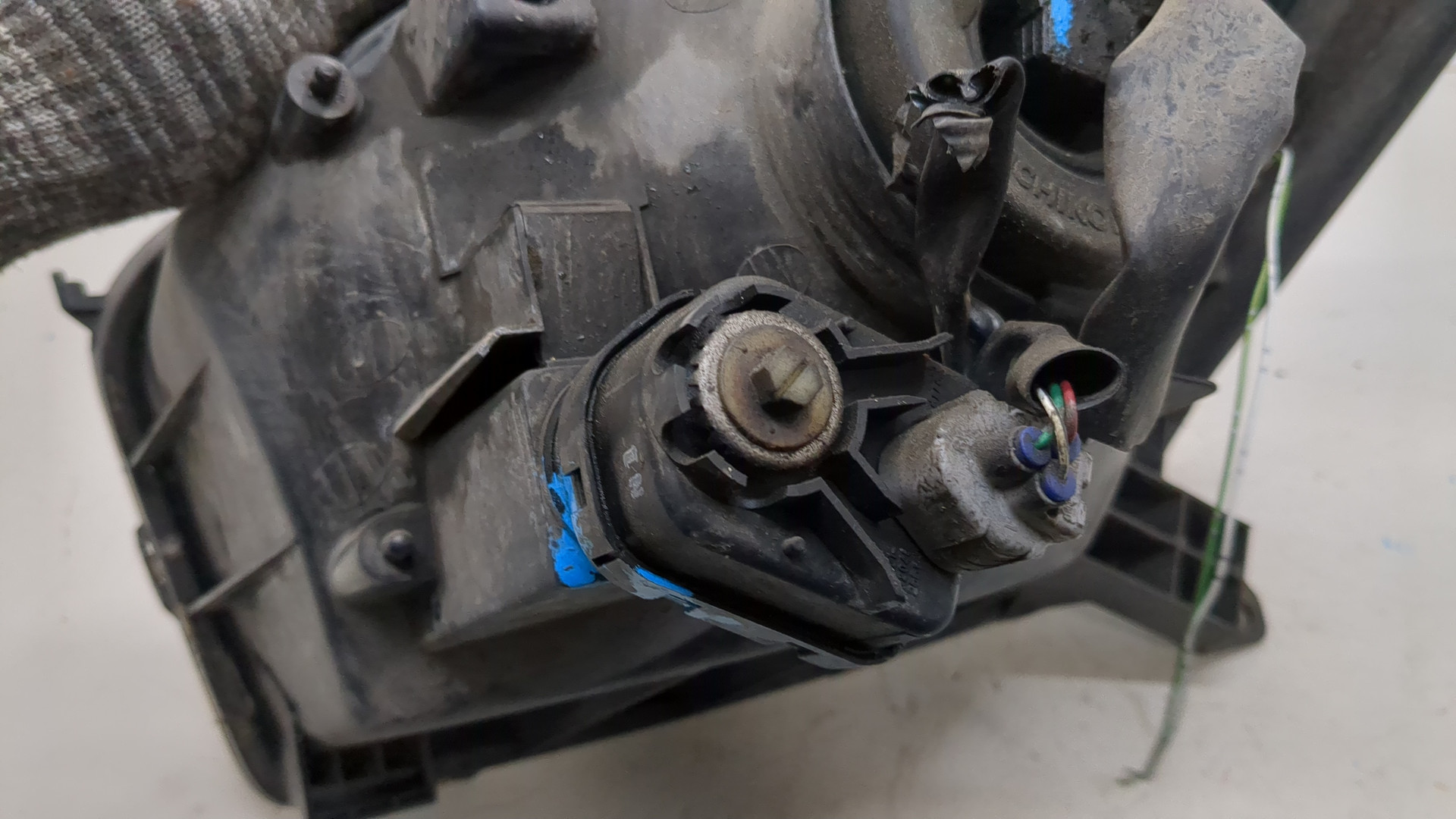 Фара правая