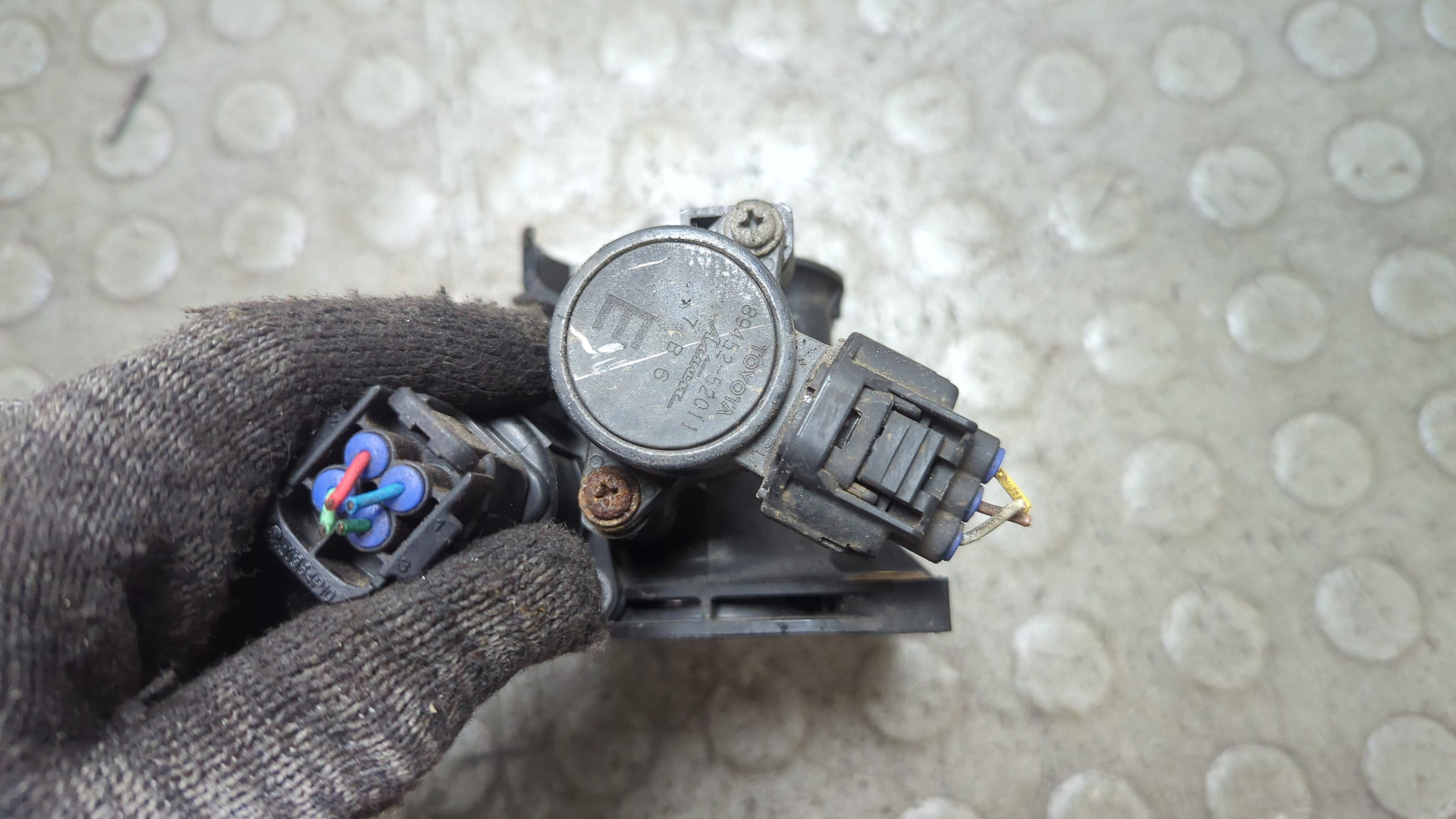 Заслонка дроссельная электрическая