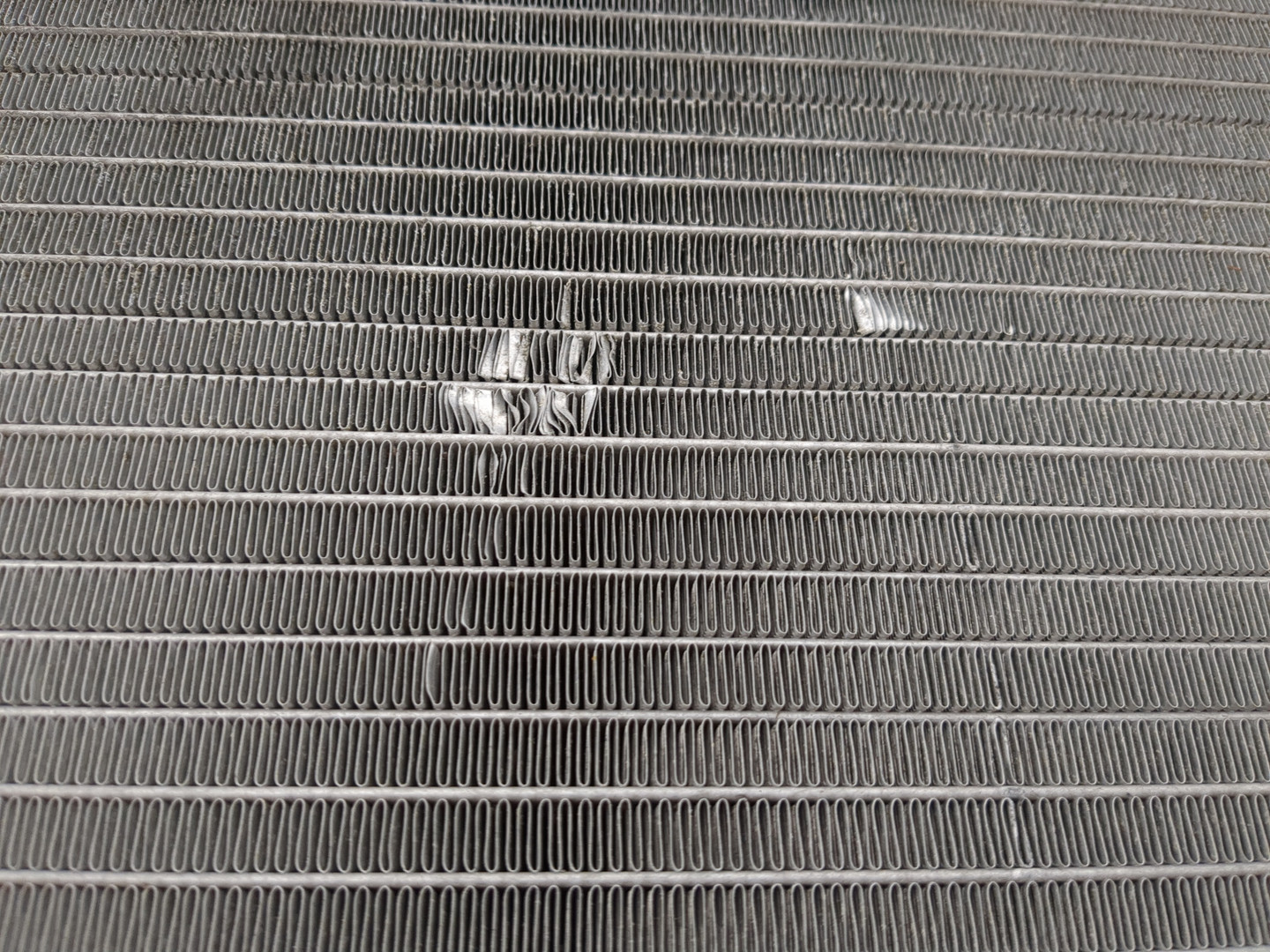 Радиатор охлаждения двигателя основной