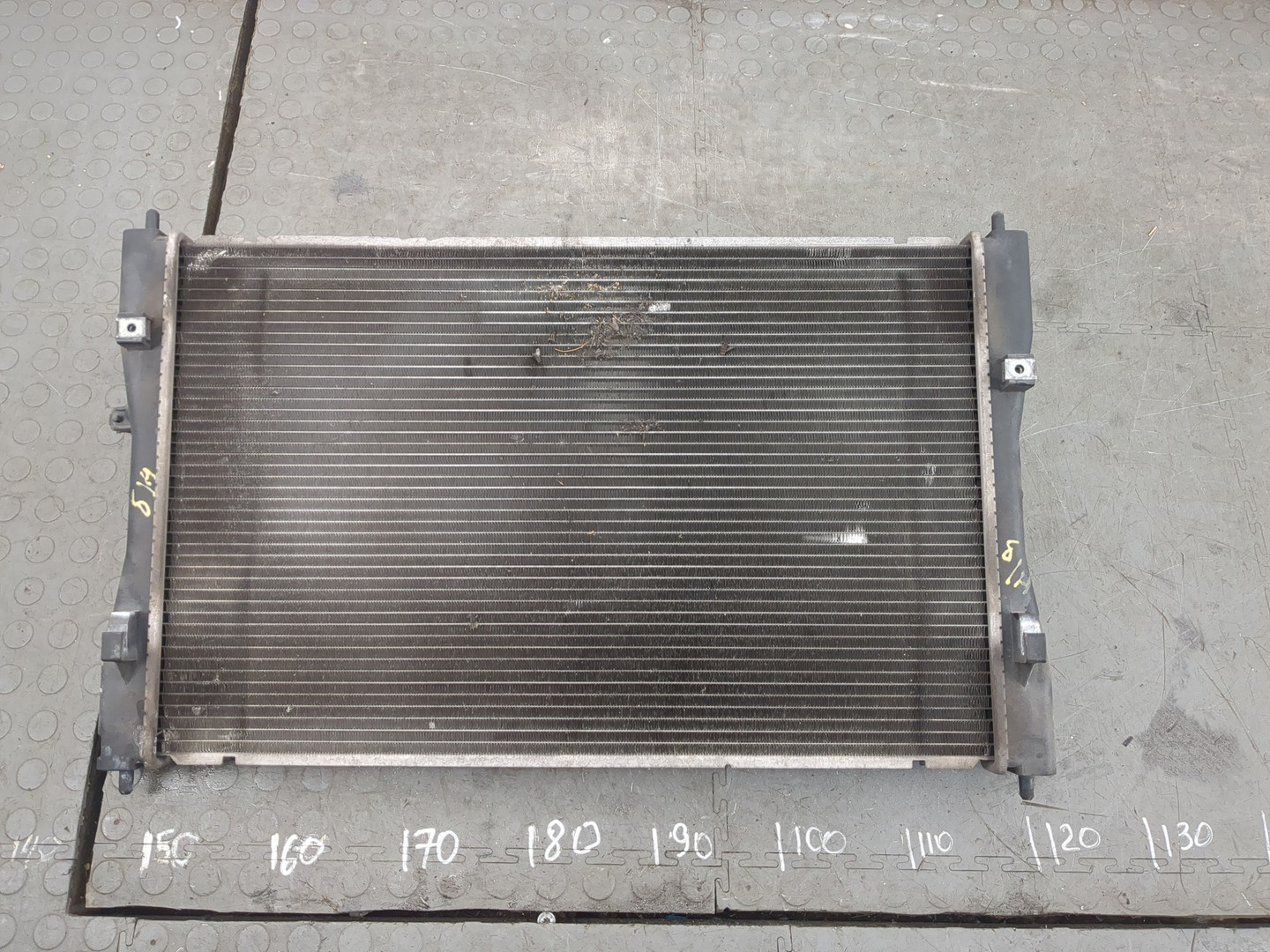 Радиатор охлаждения двигателя основной