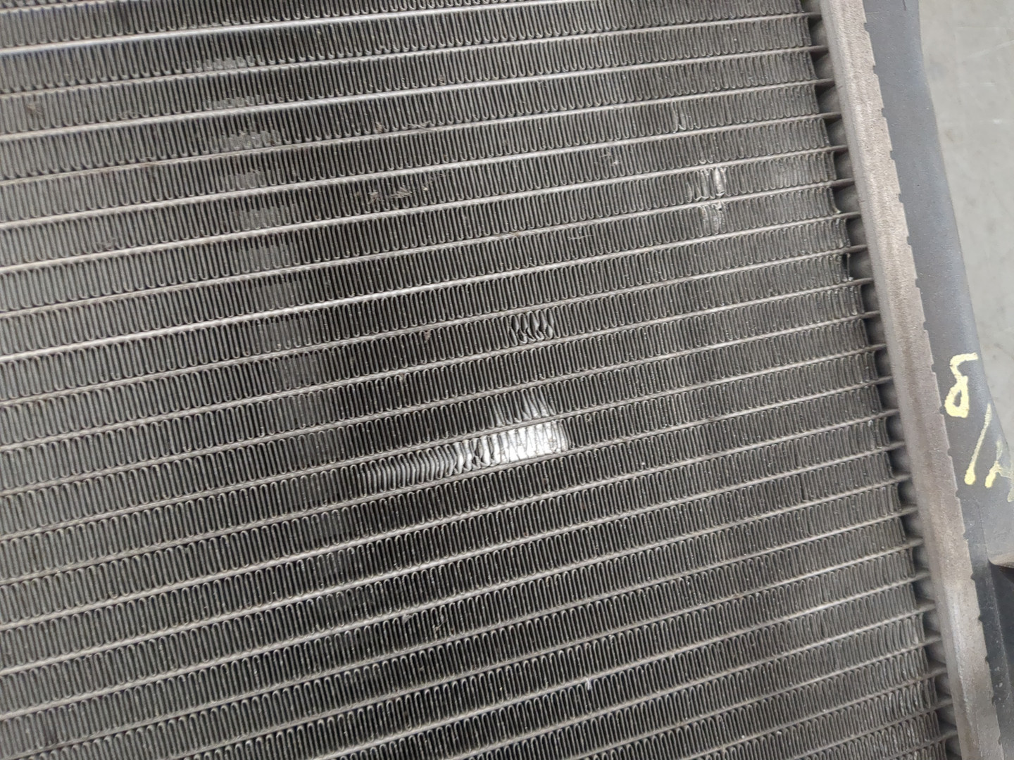 Радиатор охлаждения двигателя основной