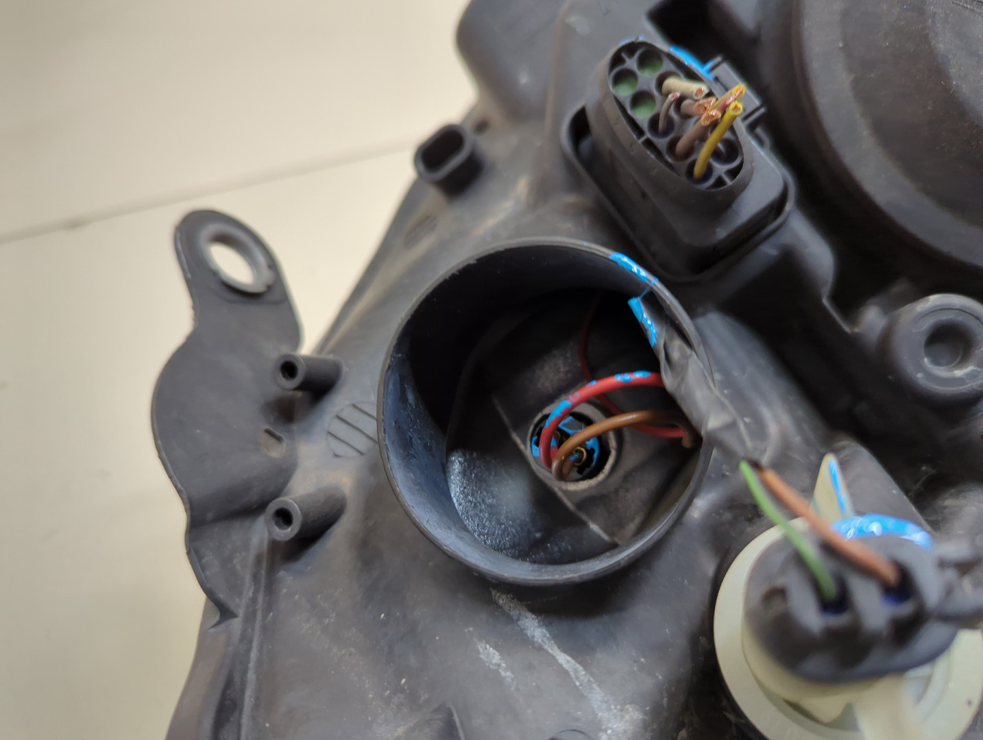 Фара правая