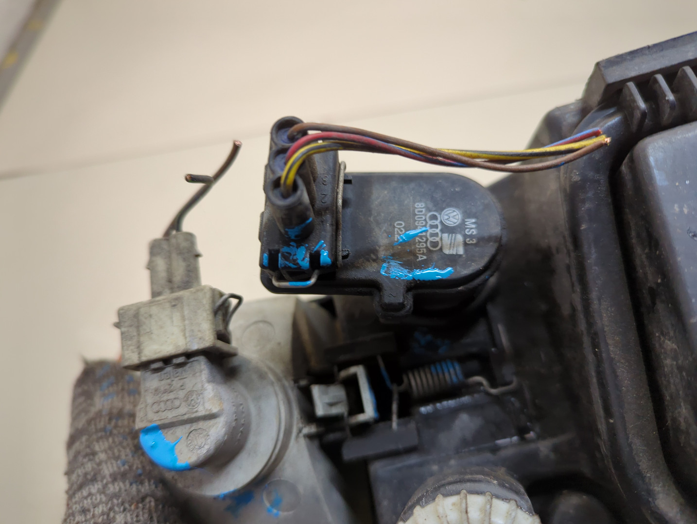 Фара правая