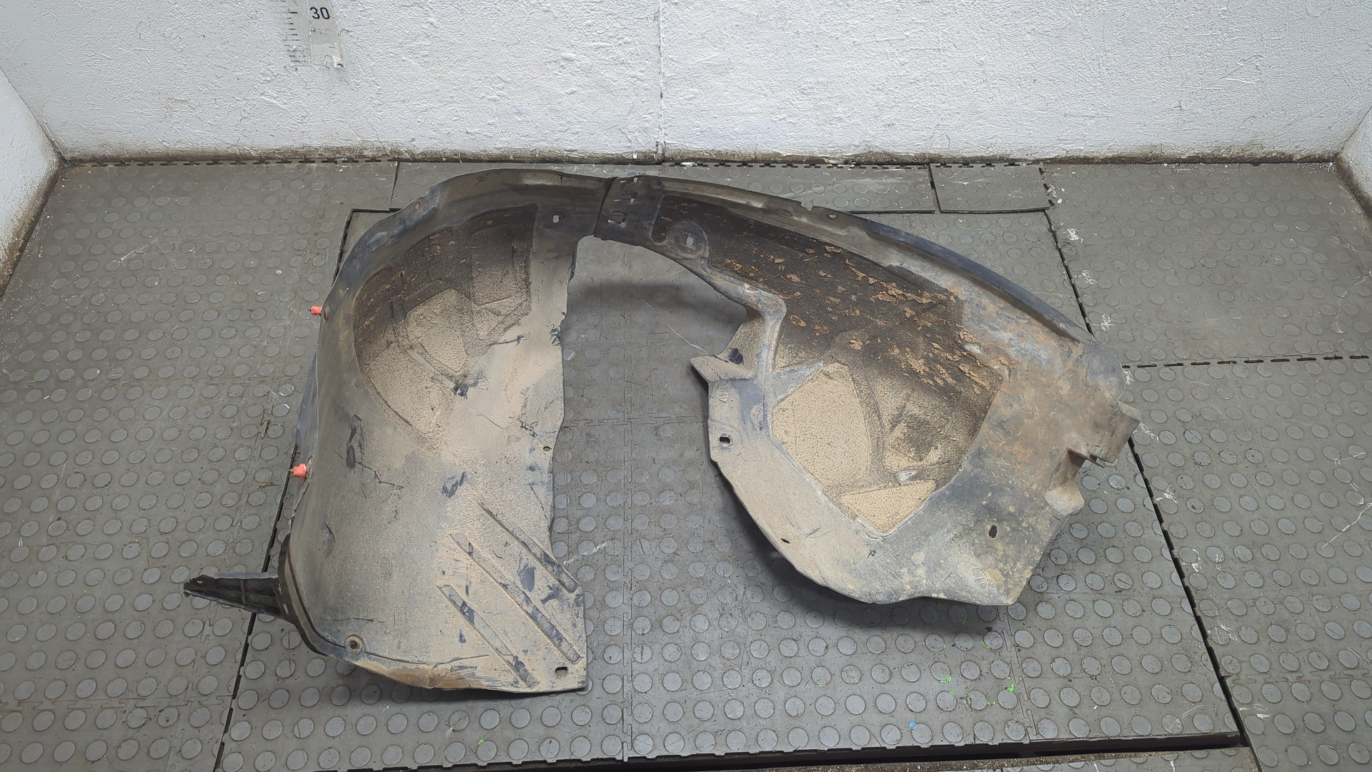 Локер передний левый