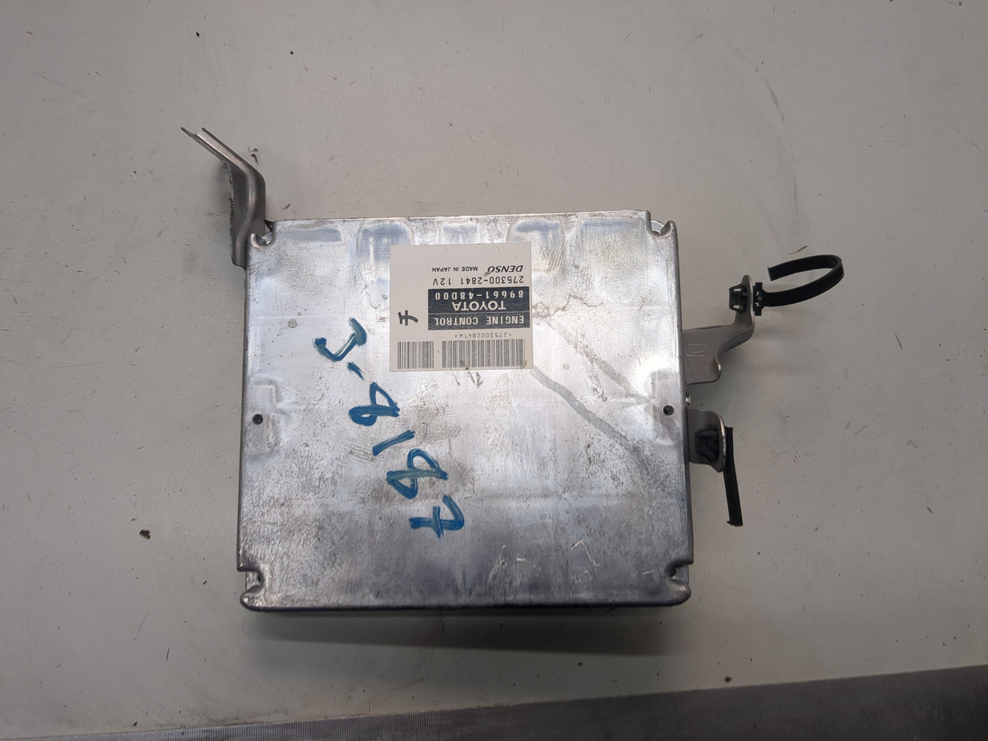 Блок управления двигателем