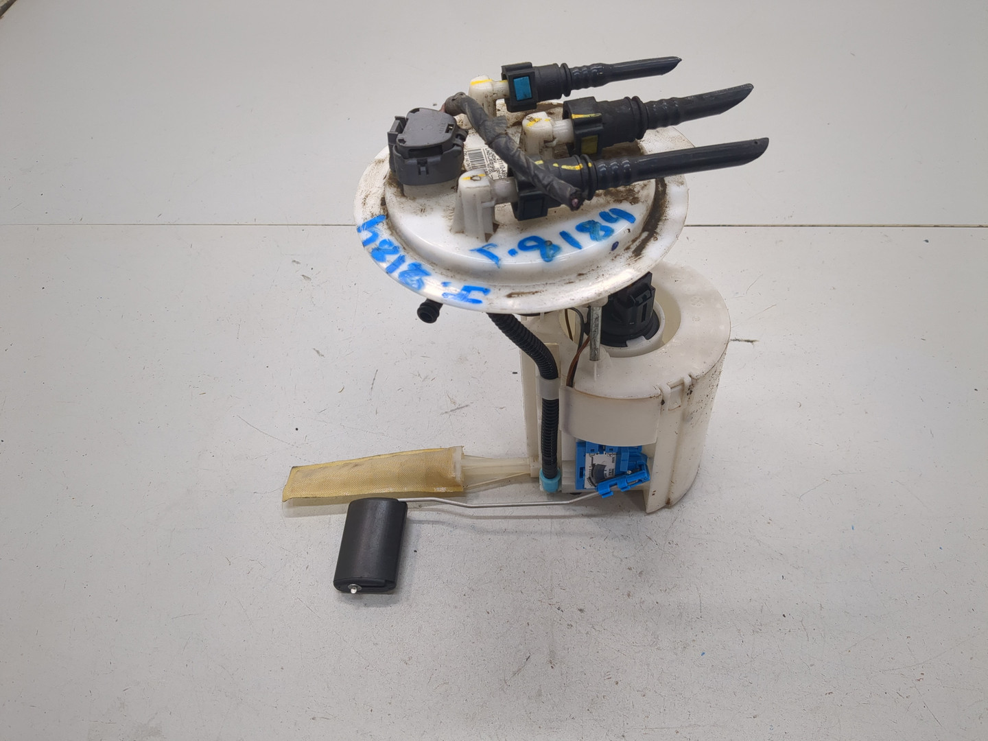 Насос топливный электрический