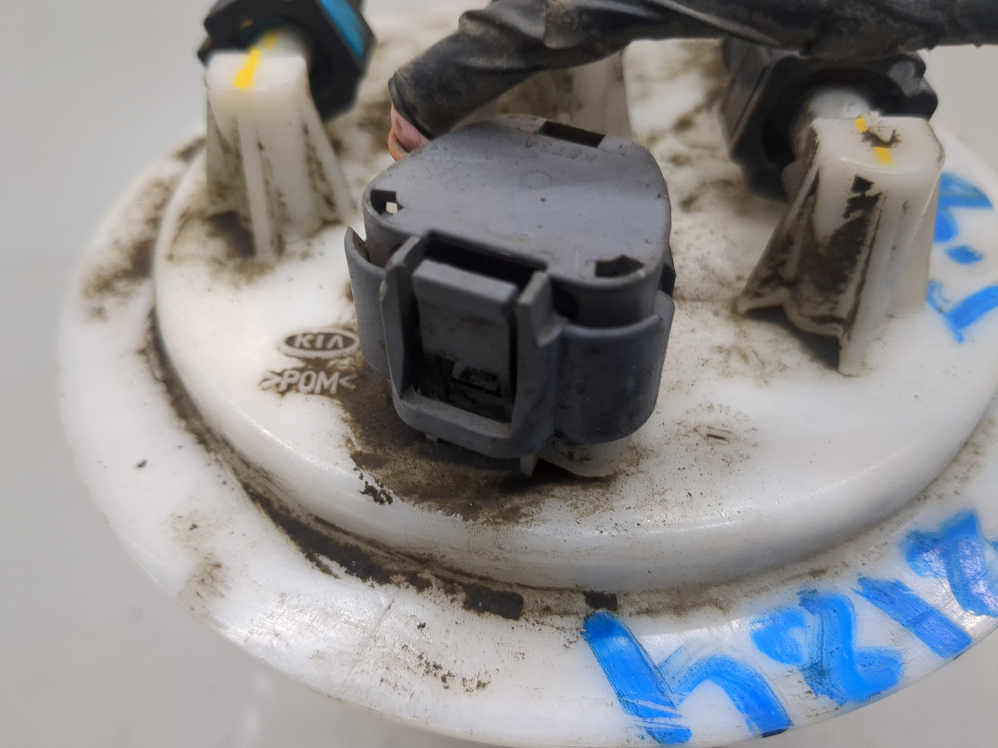 Насос топливный электрический