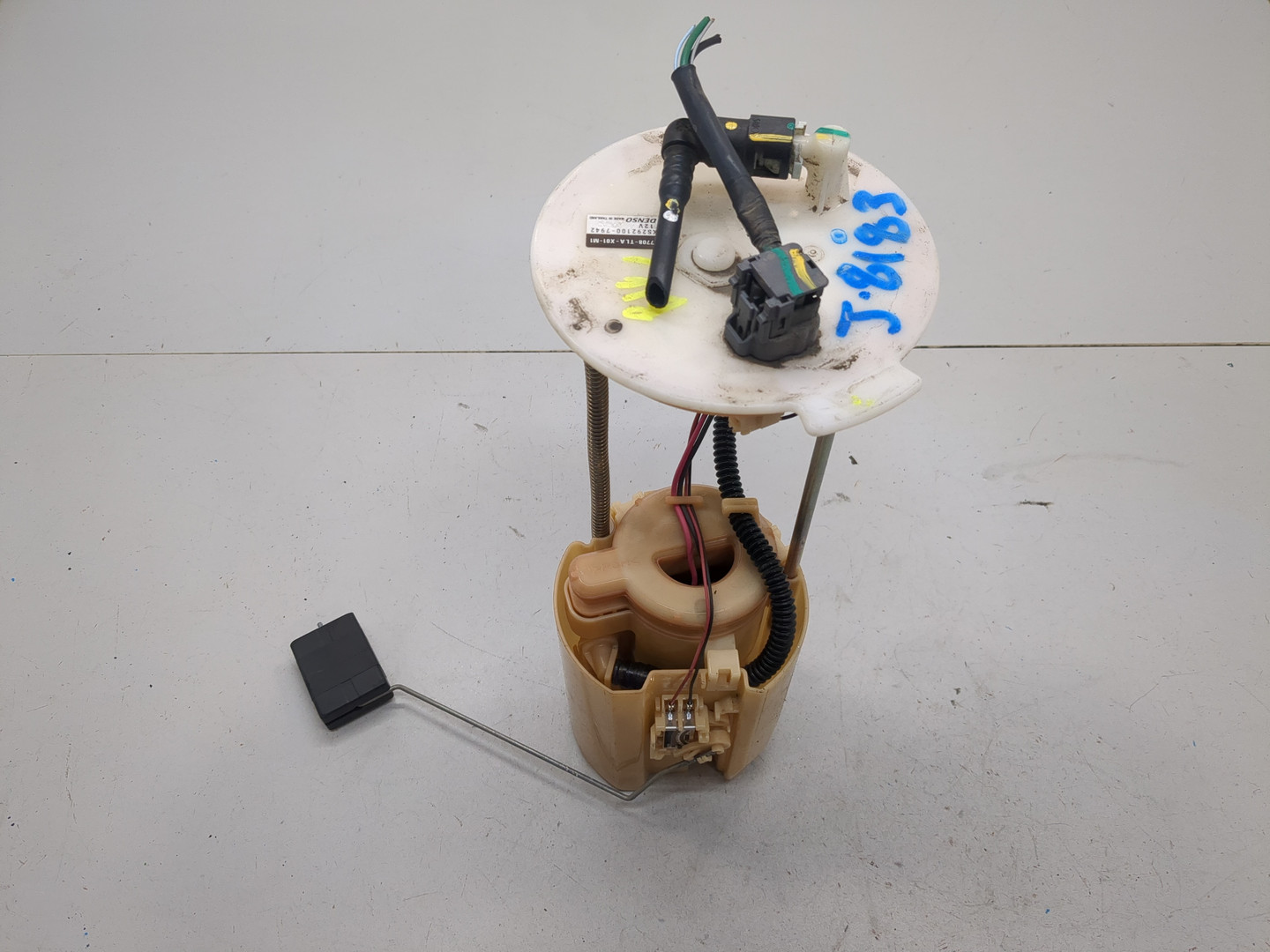 Насос топливный электрический