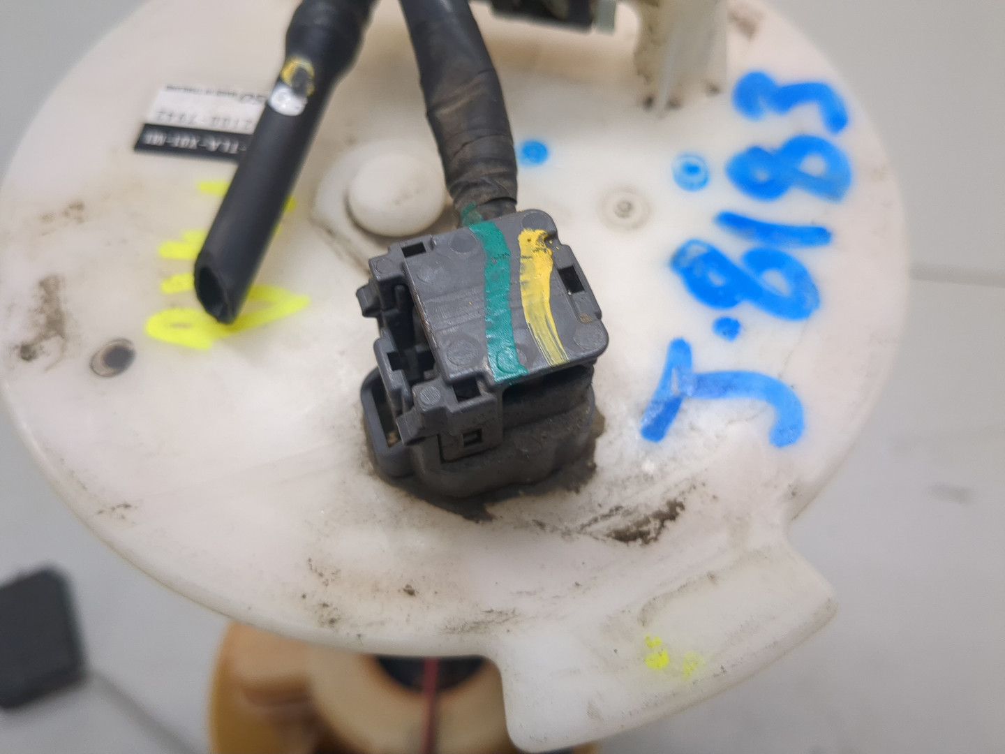 Насос топливный электрический