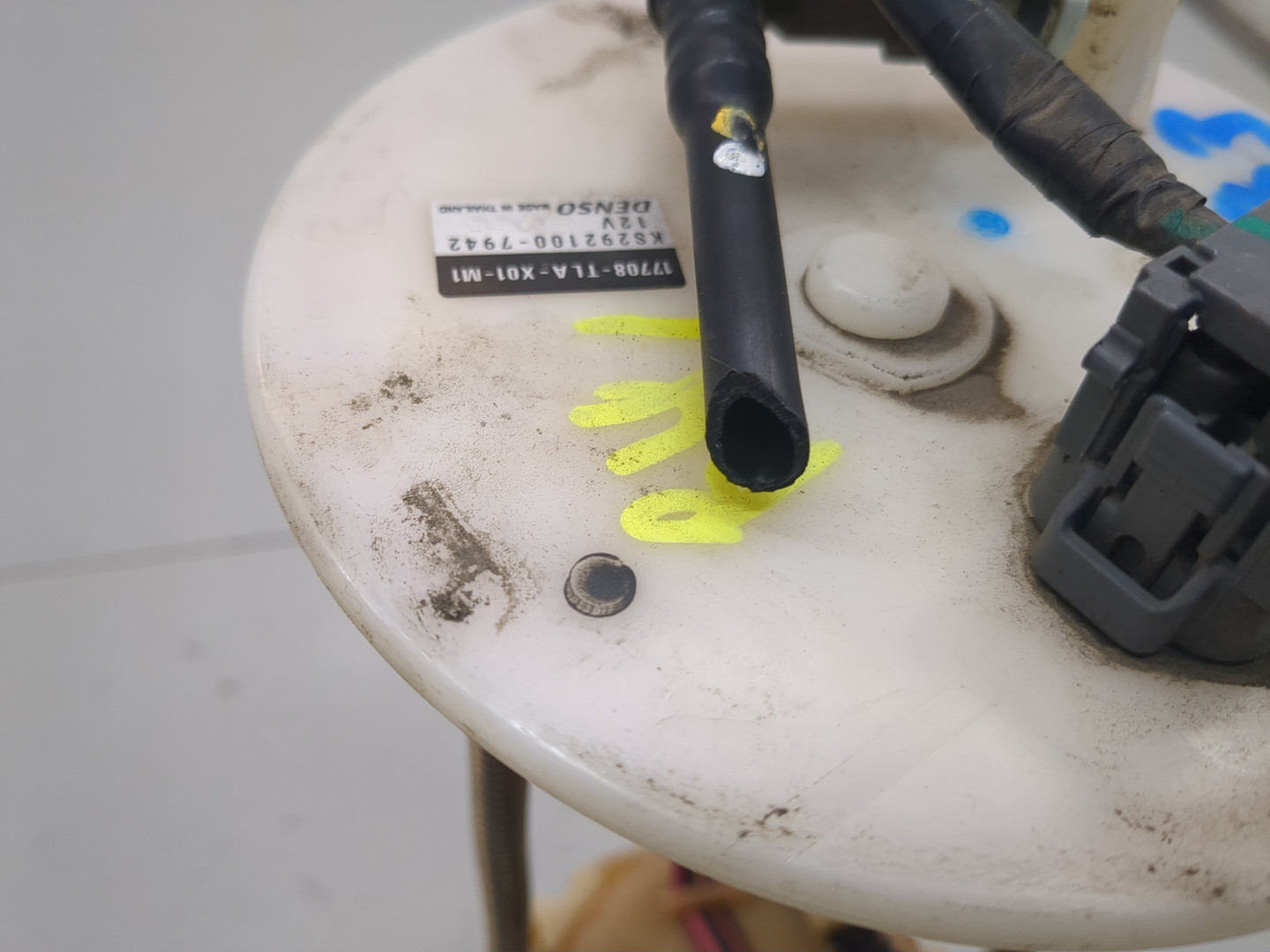 Насос топливный электрический