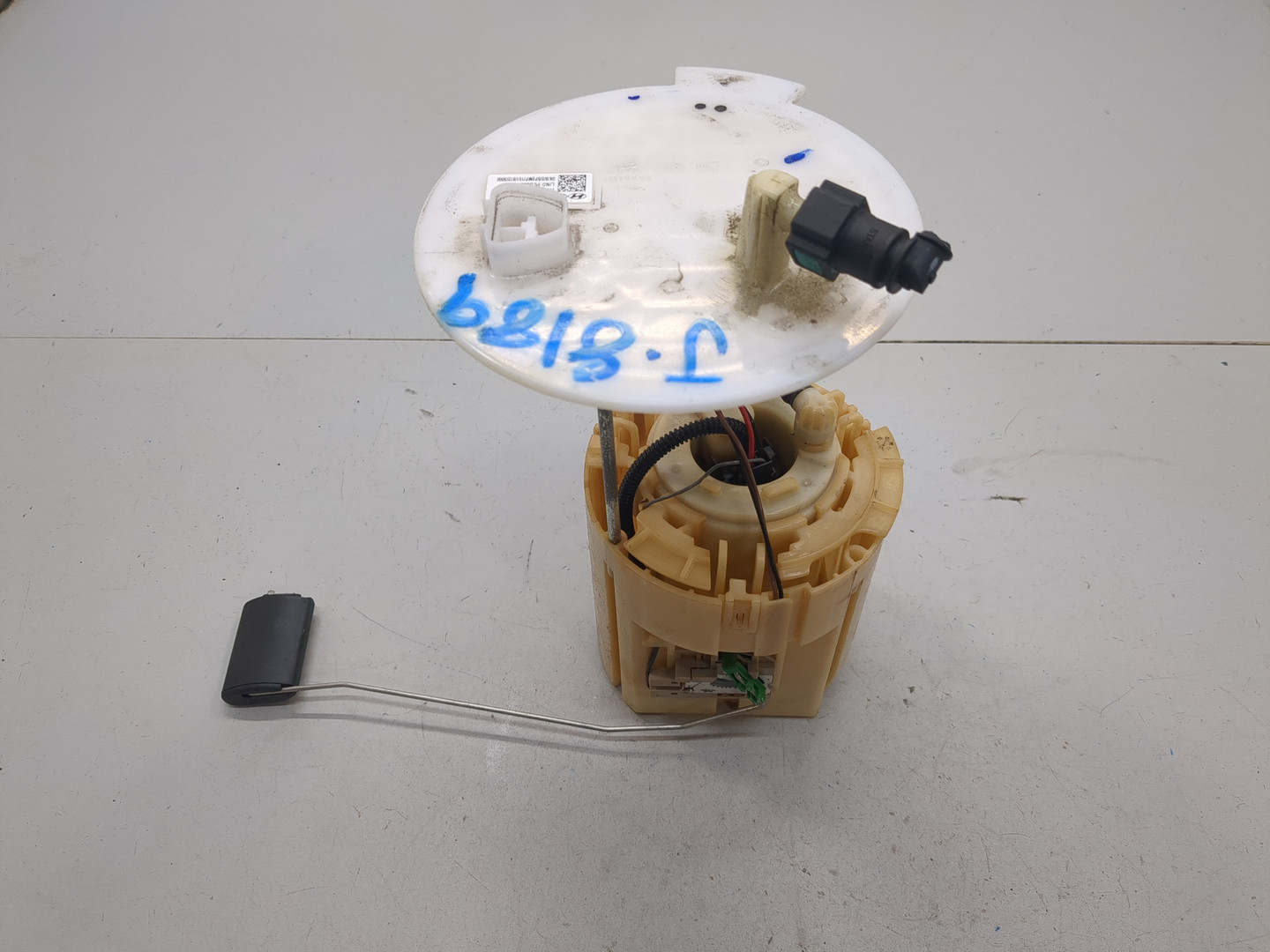 Насос топливный электрический