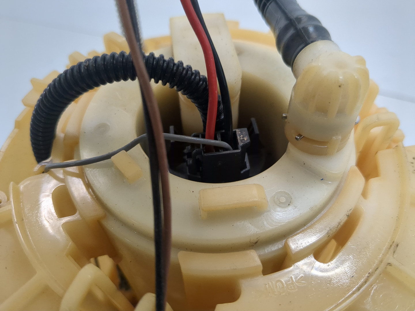 Насос топливный электрический