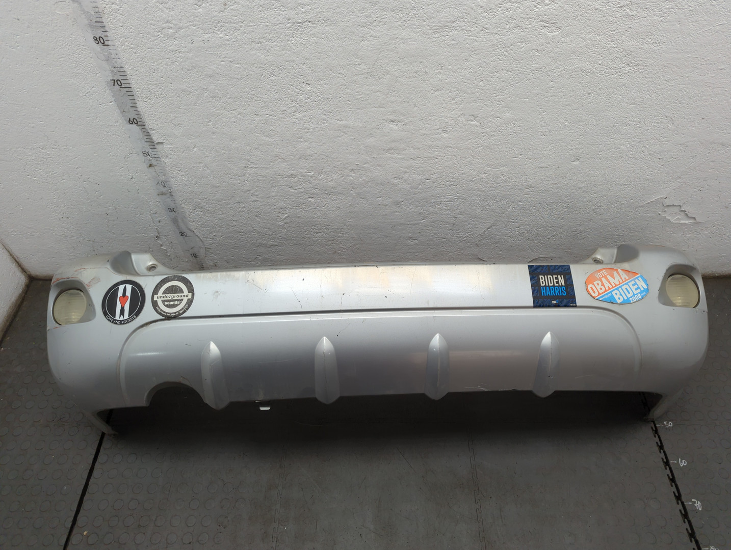 Бампер задний