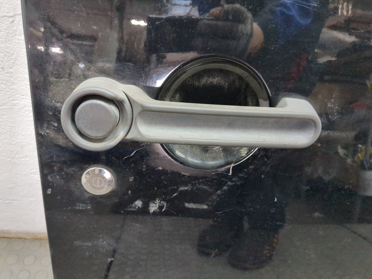 Дверь передняя правая