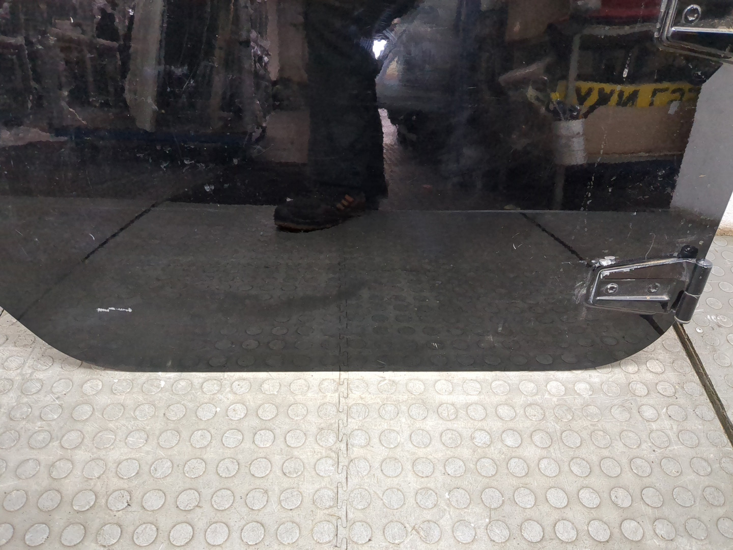 Дверь передняя правая