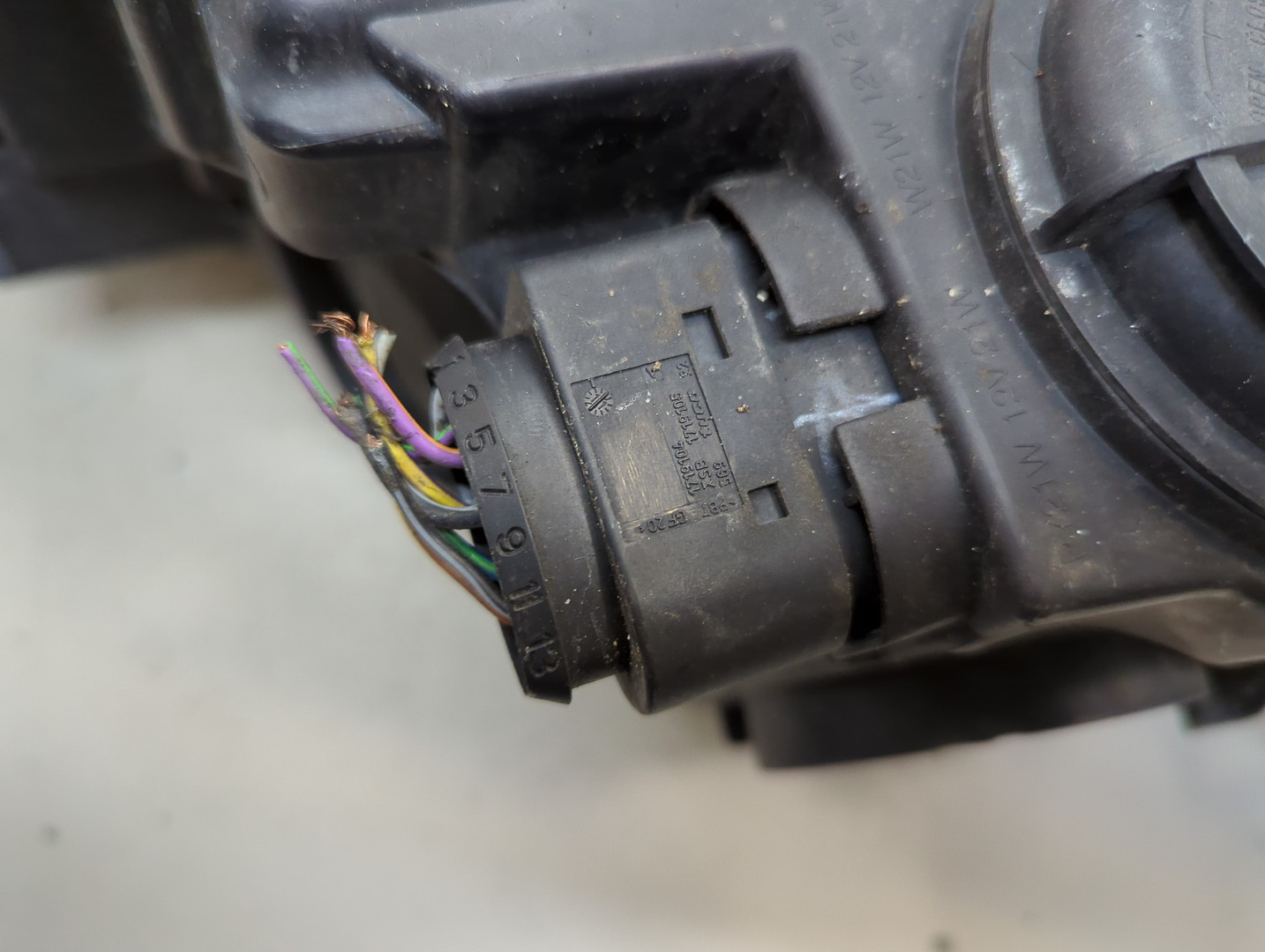 Фара правая