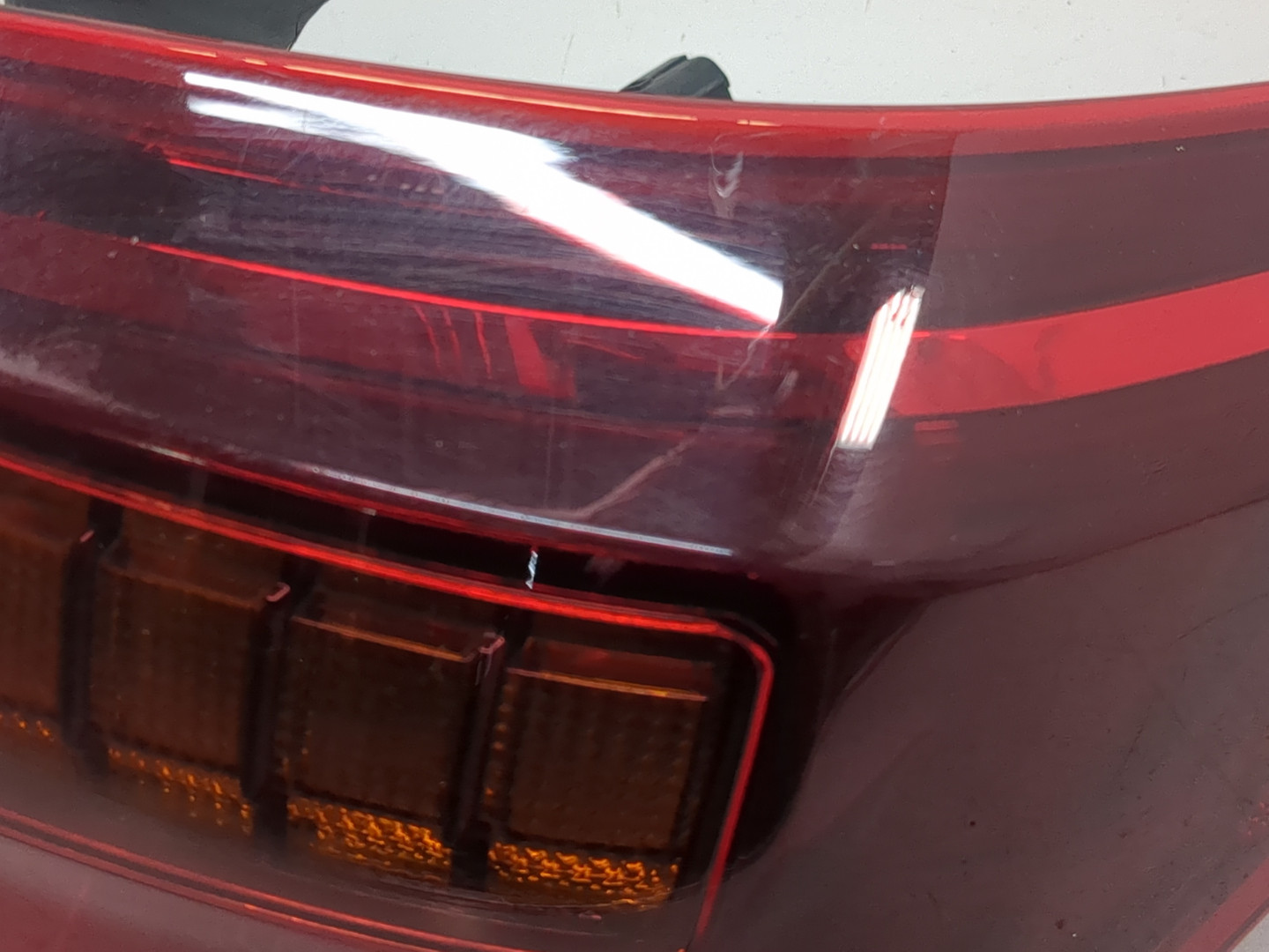 Фонарь задний правый