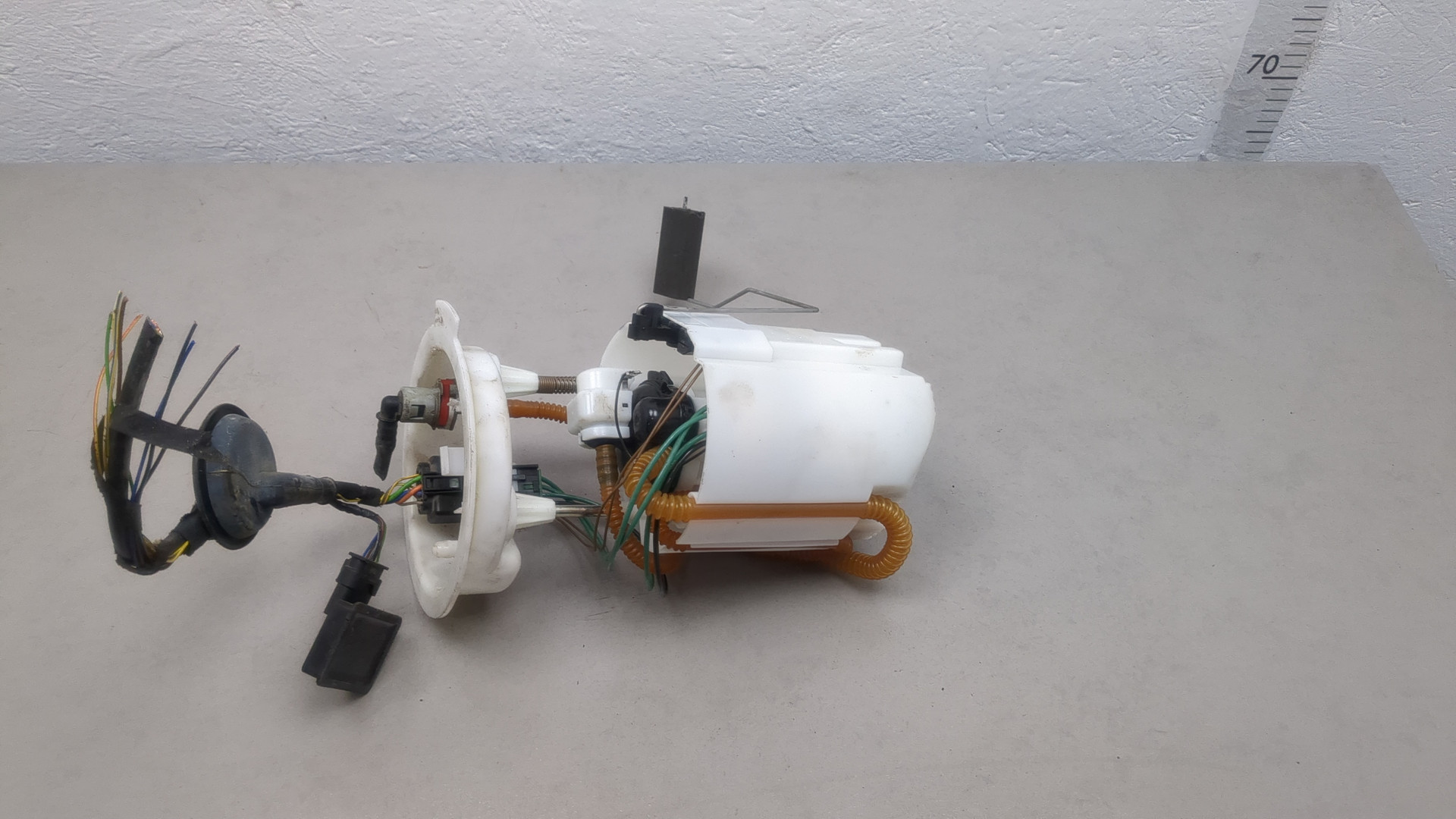 Насос топливный электрический