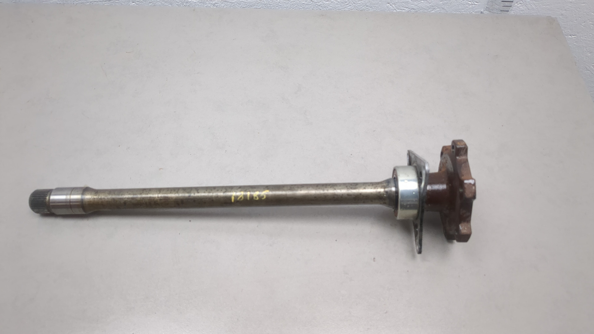 Полуось передняя левая